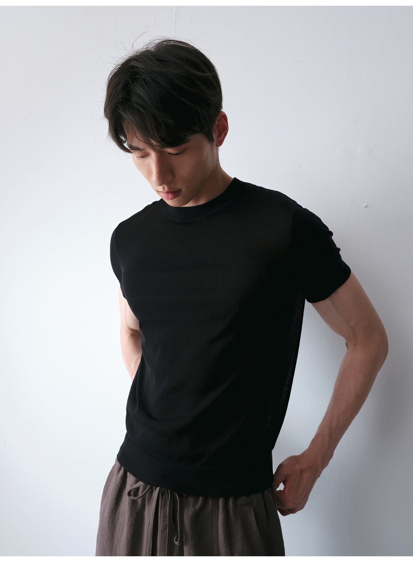 Fitted Summer Knit Shirt