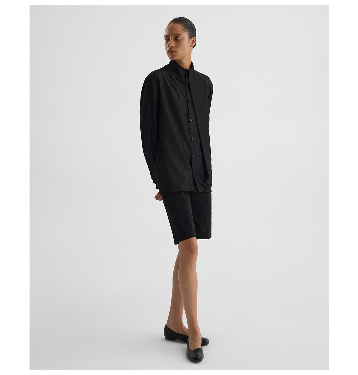 Collarless Half-High Shirt