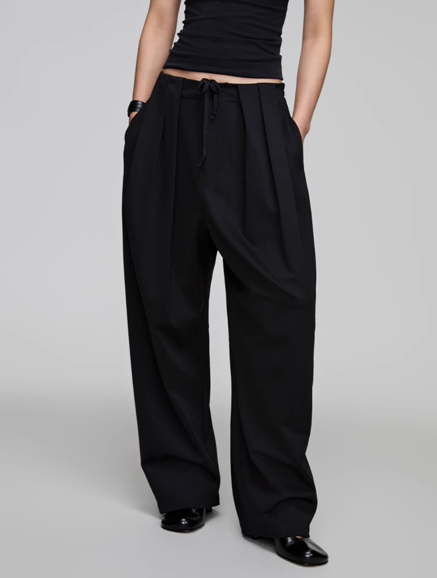 Double Pleated Sweatpants