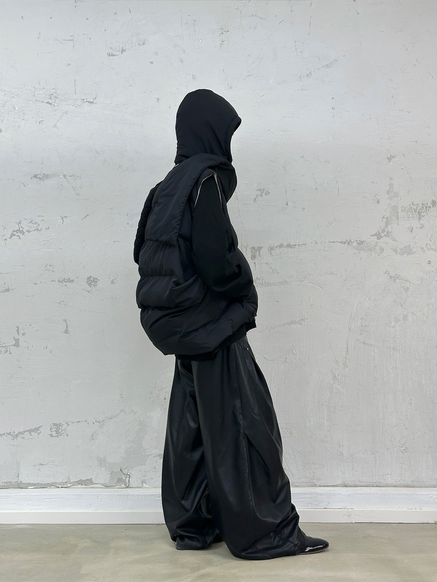 Detachable Scarf Reversible Vest