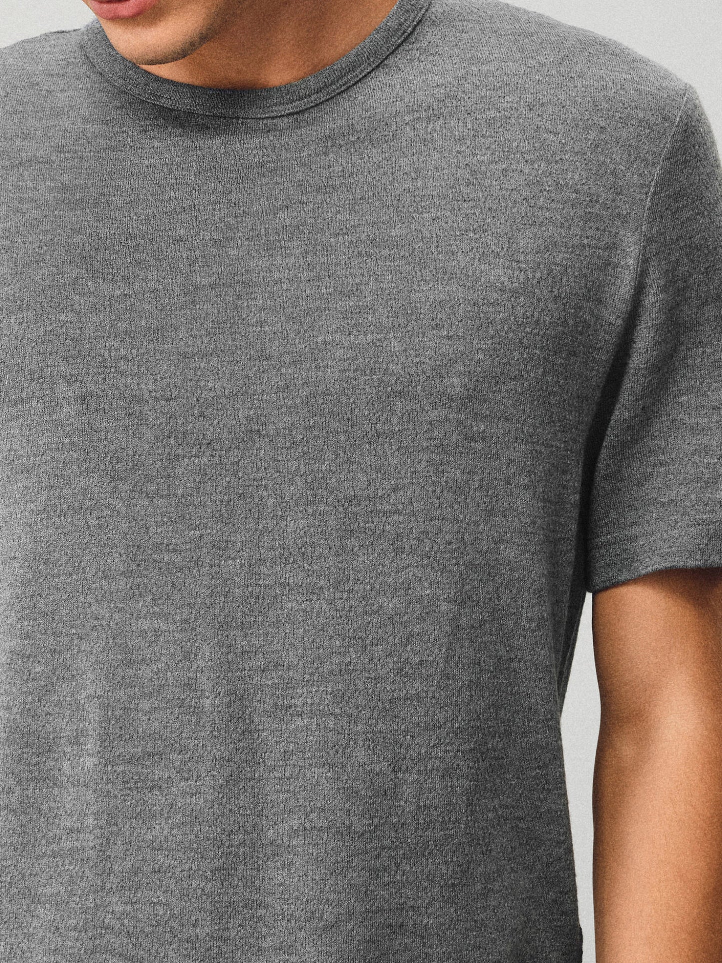 Round-neck T-shirt with a fur-like texture