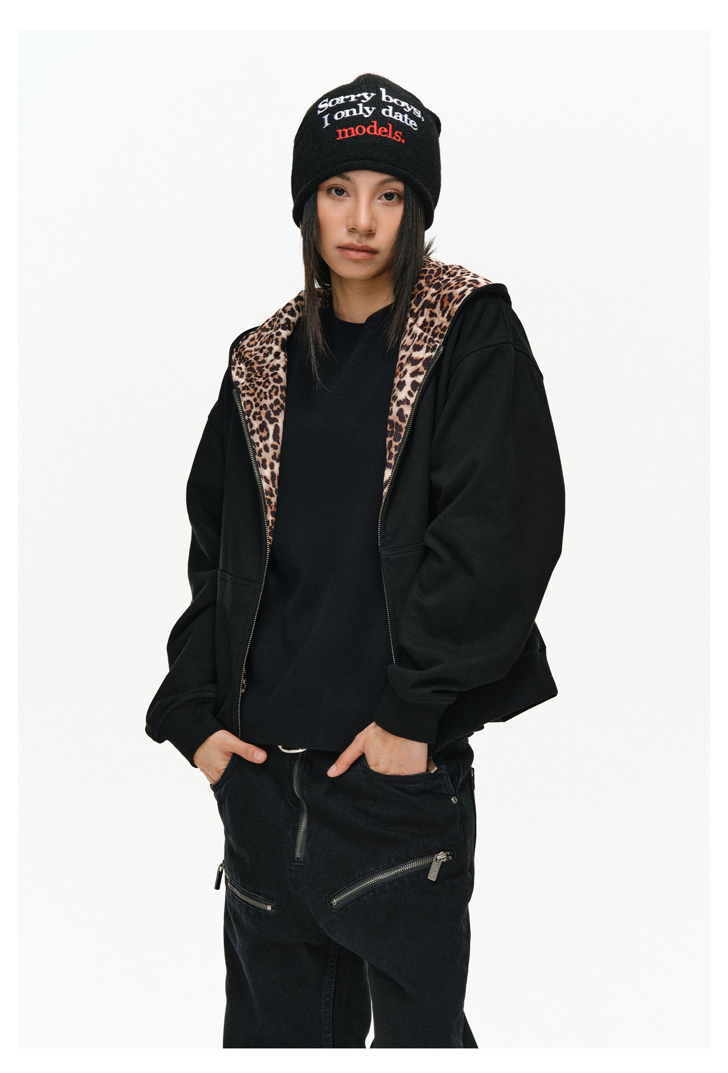 Sweatshirt with hood