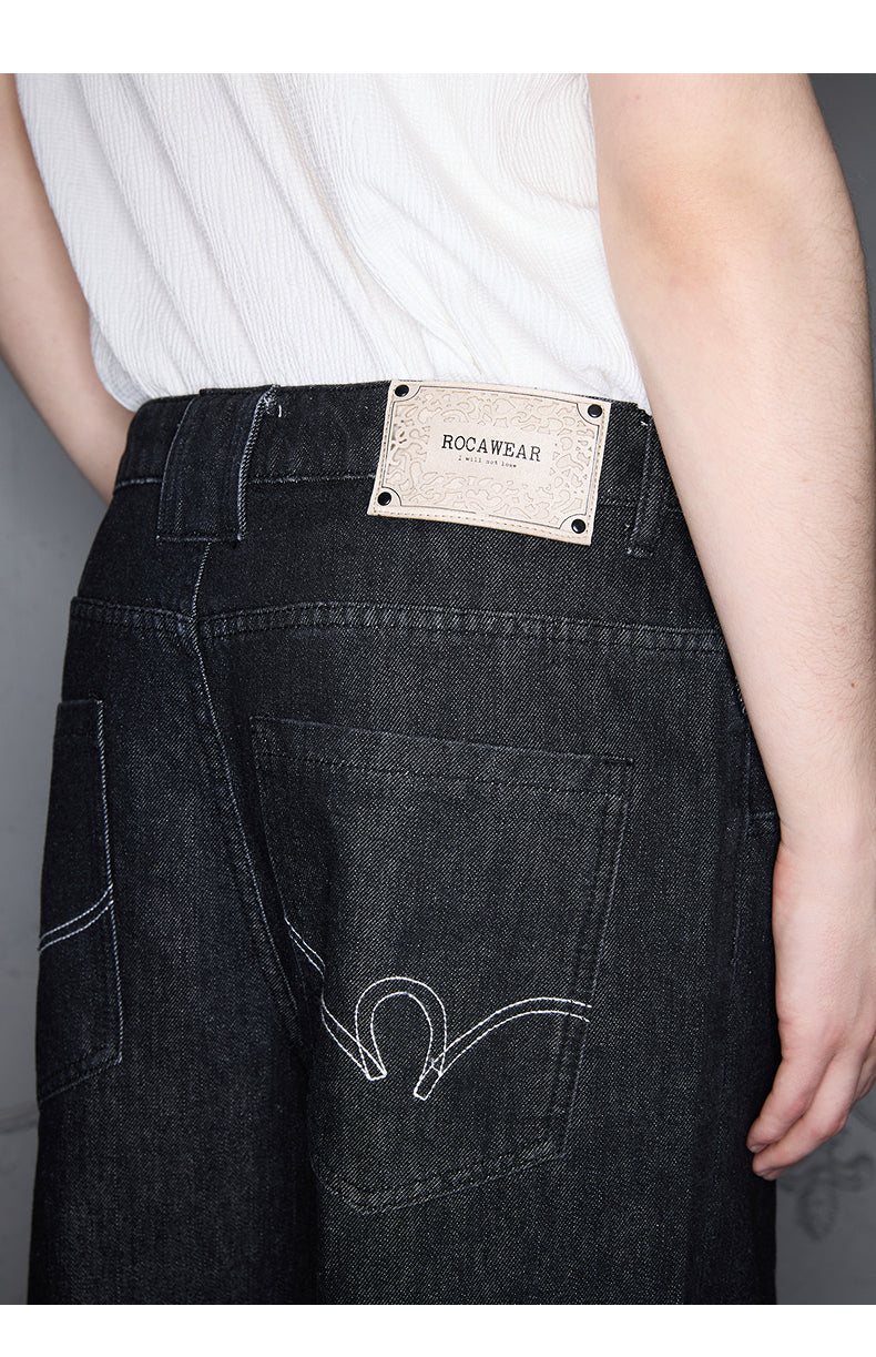 Embroidered Pattern Loose Jeans