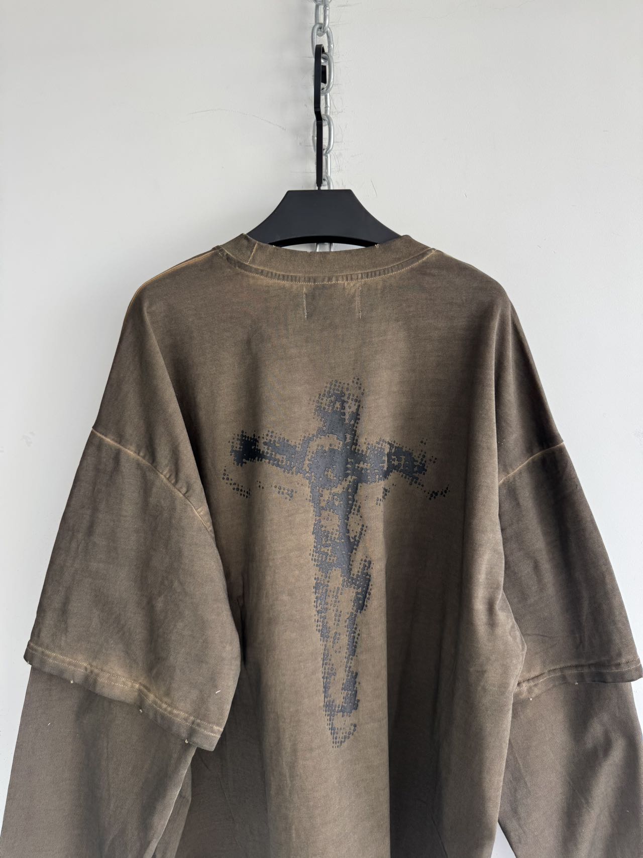 Faux two-piece loose T-shirt