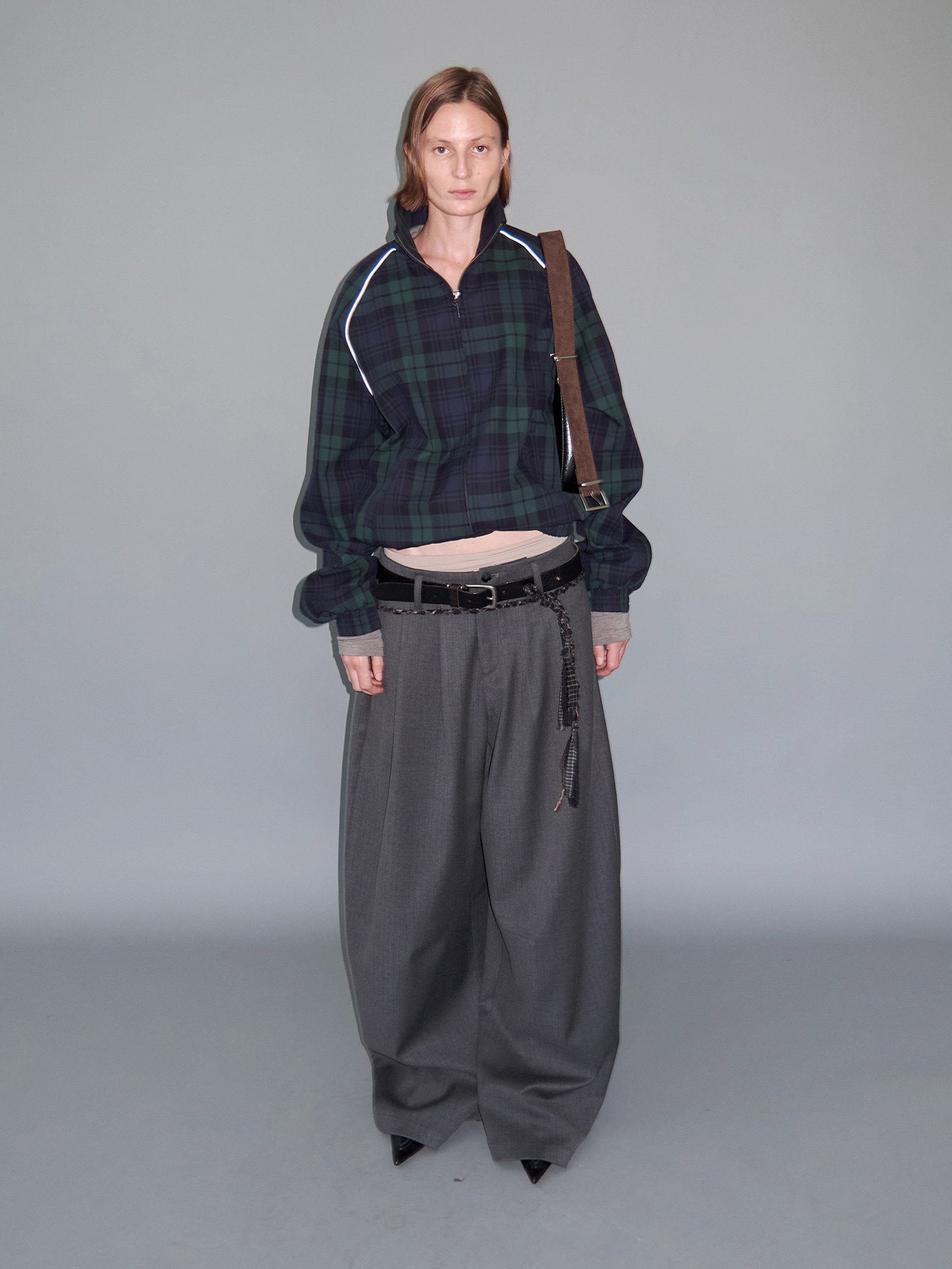 Loose-Fit Curved Casual Pants