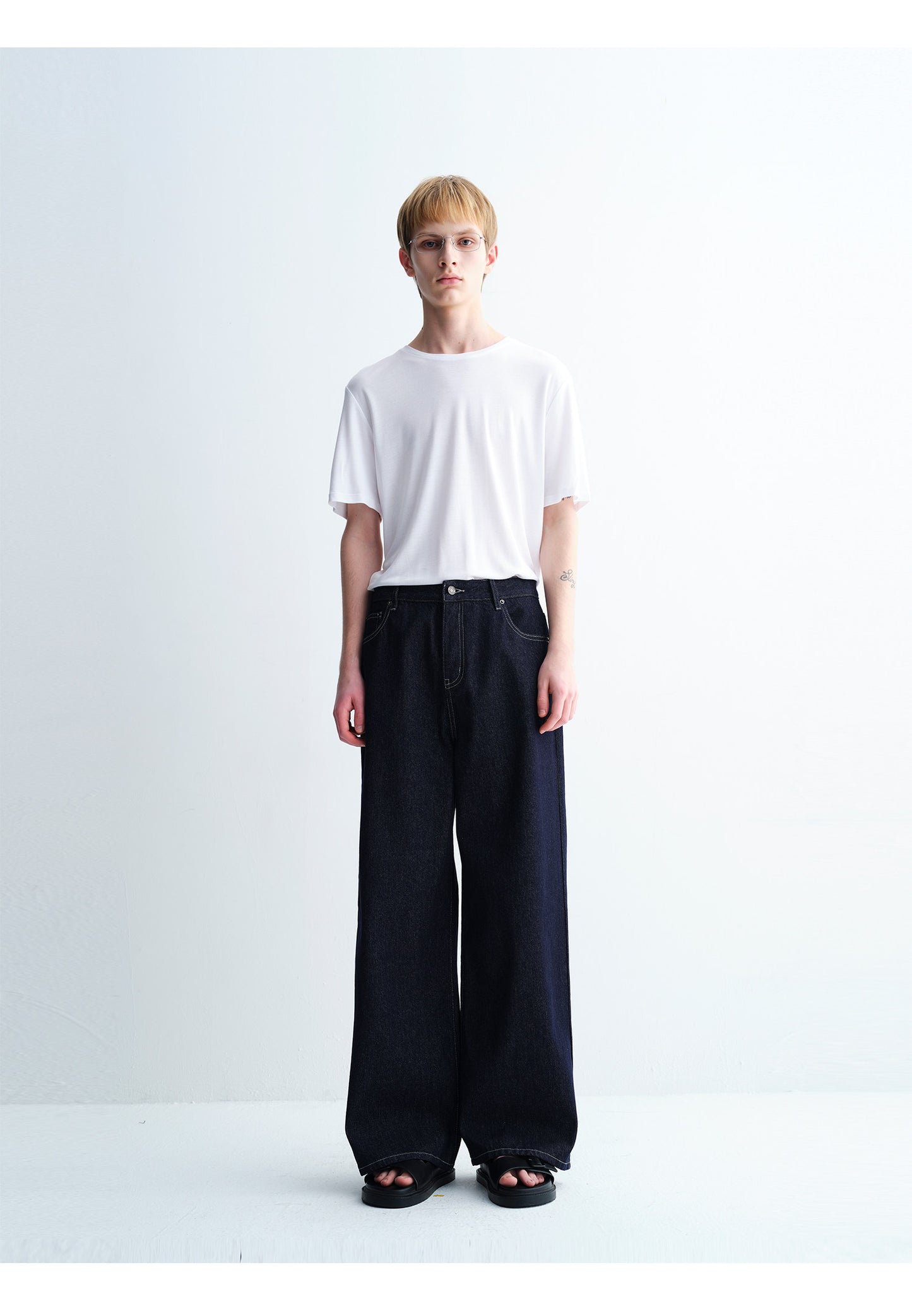 Wide-Leg Raw Denim Pants