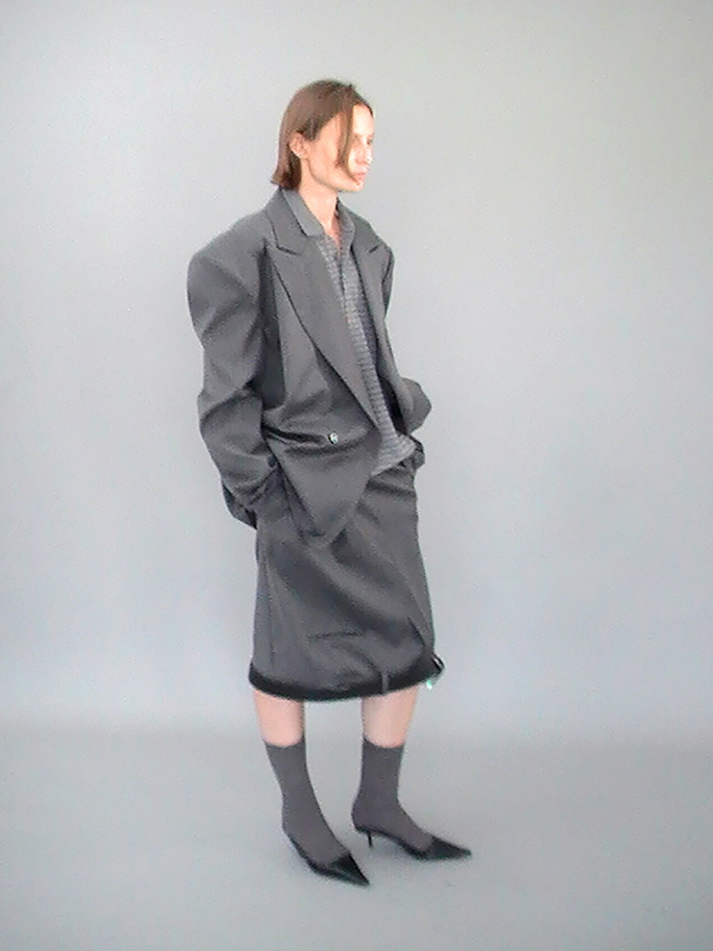 Jacket with Fake-Edge Hem Design