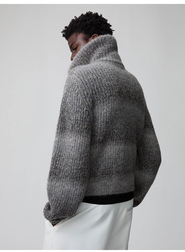 Loose-Fit Curved Sleeve Zip Cardigan