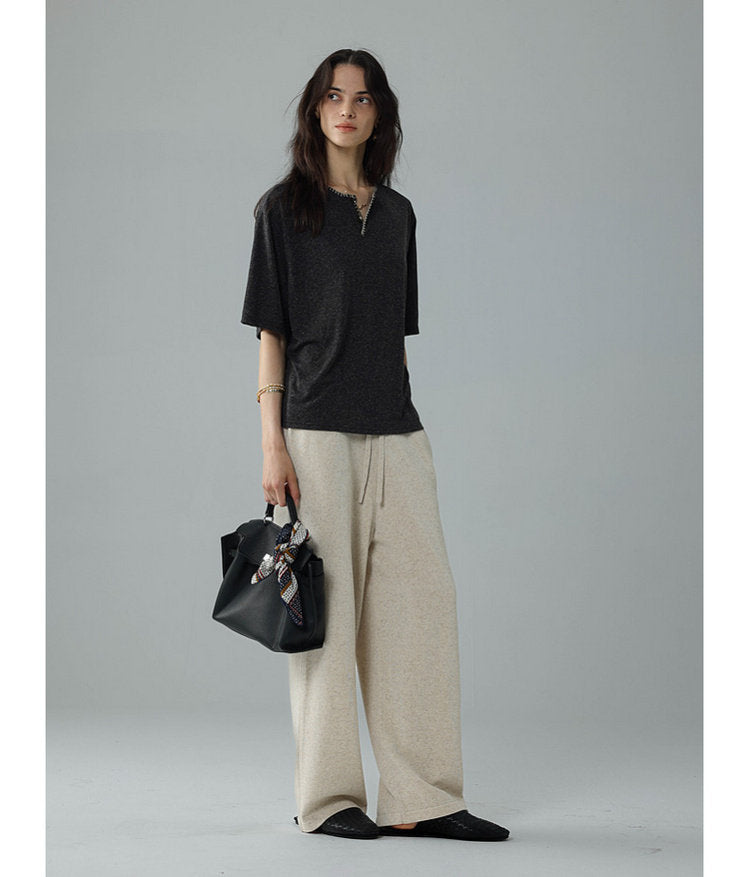 Overlock-stitched T-shirt