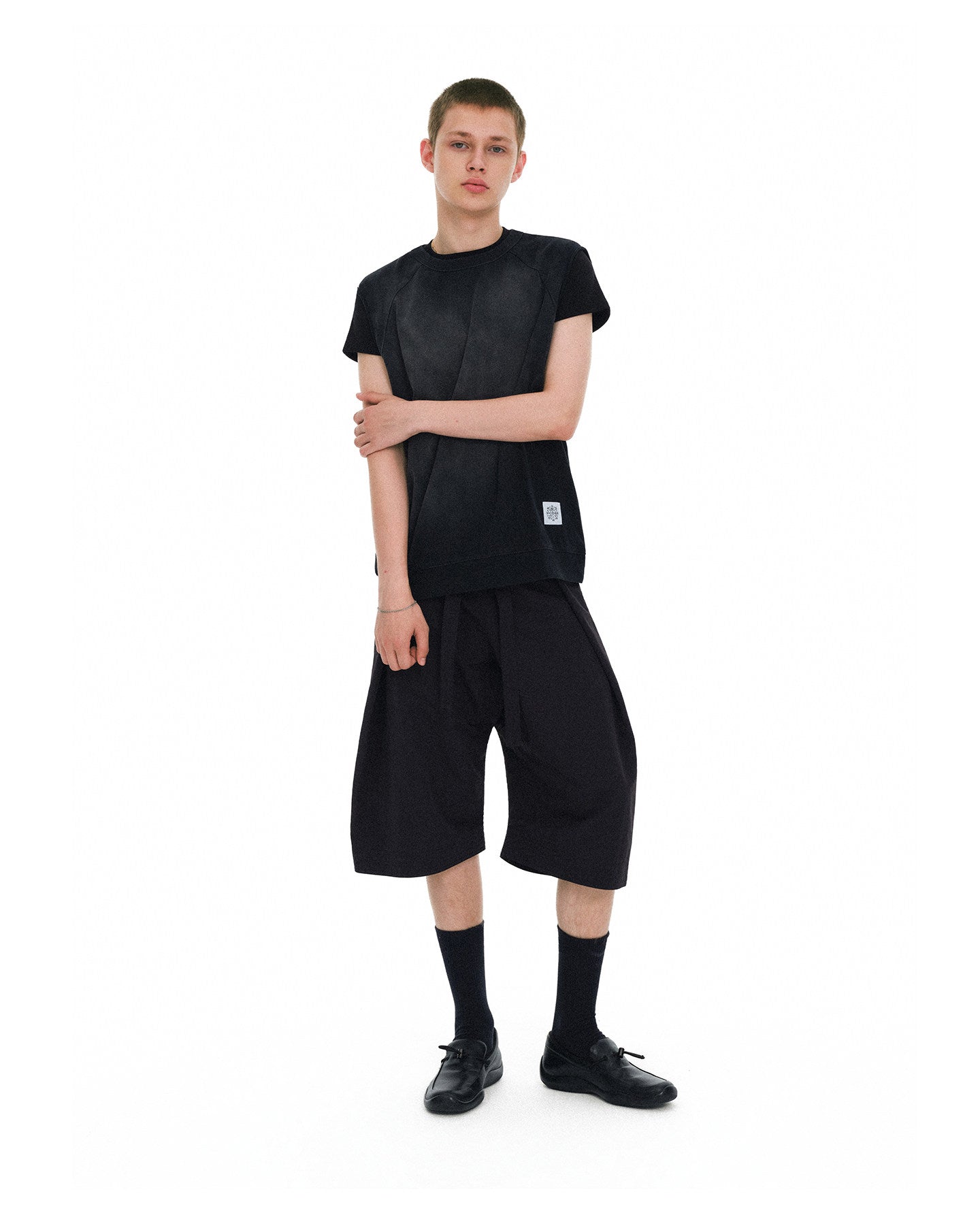 Wash-Finish Basic Embroidered Sleeveless Top
