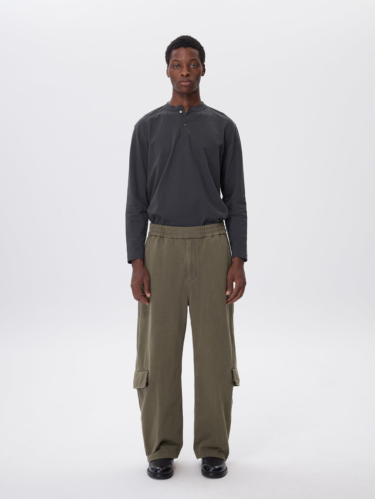 Wash-processed sweatpants