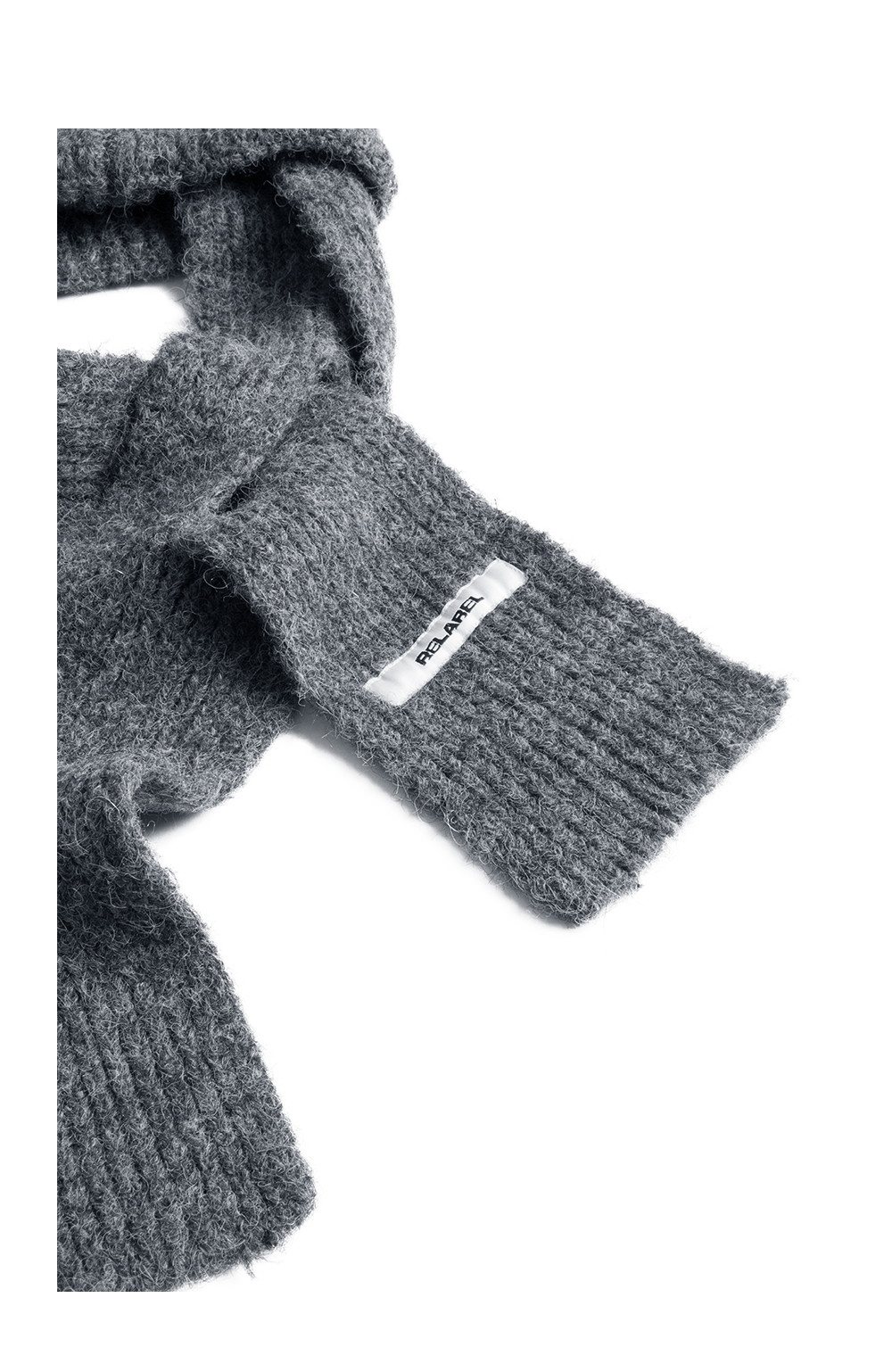 Knit cap with detachable scarf