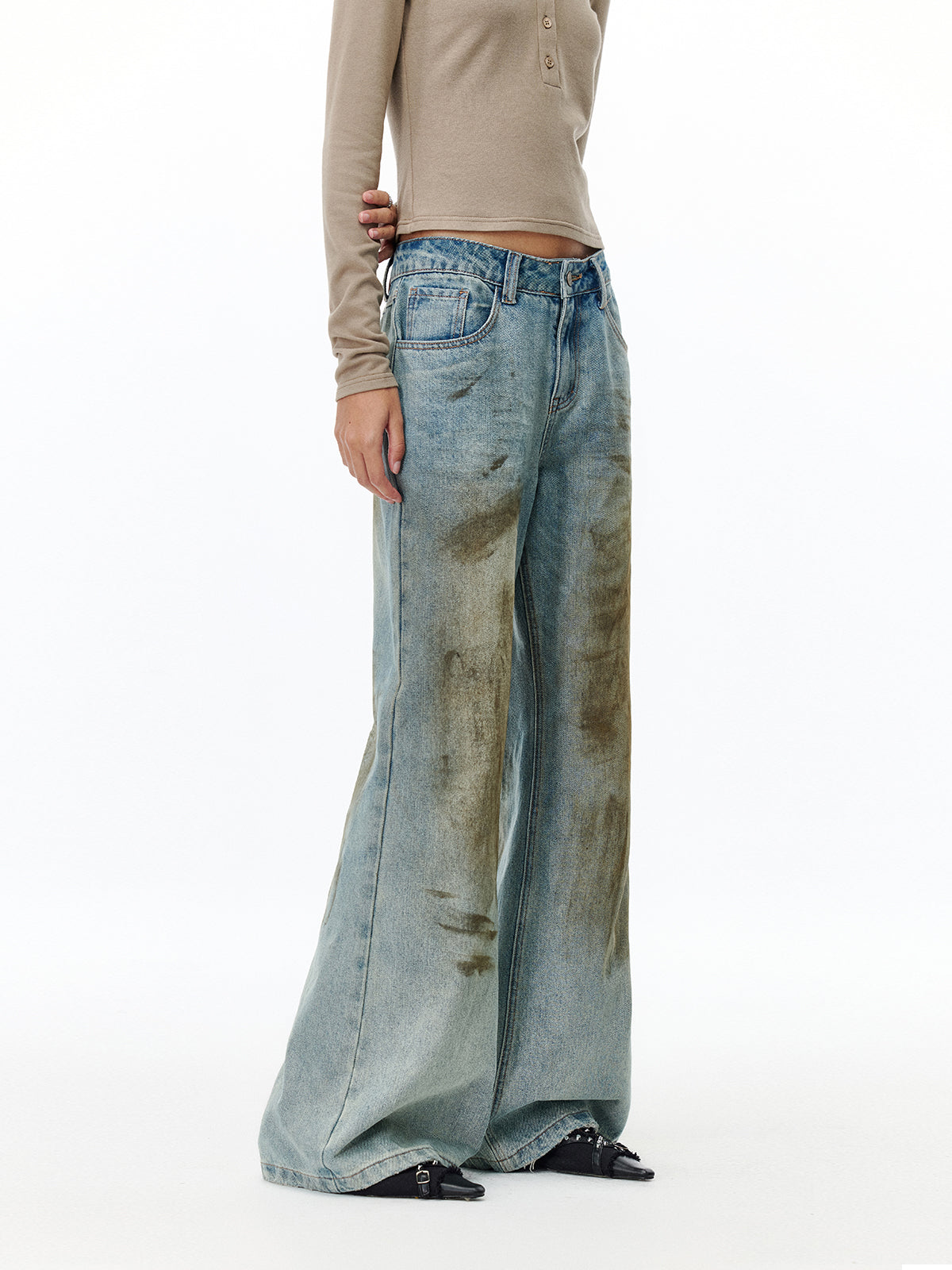 Mud-dyed dirty fit jeans