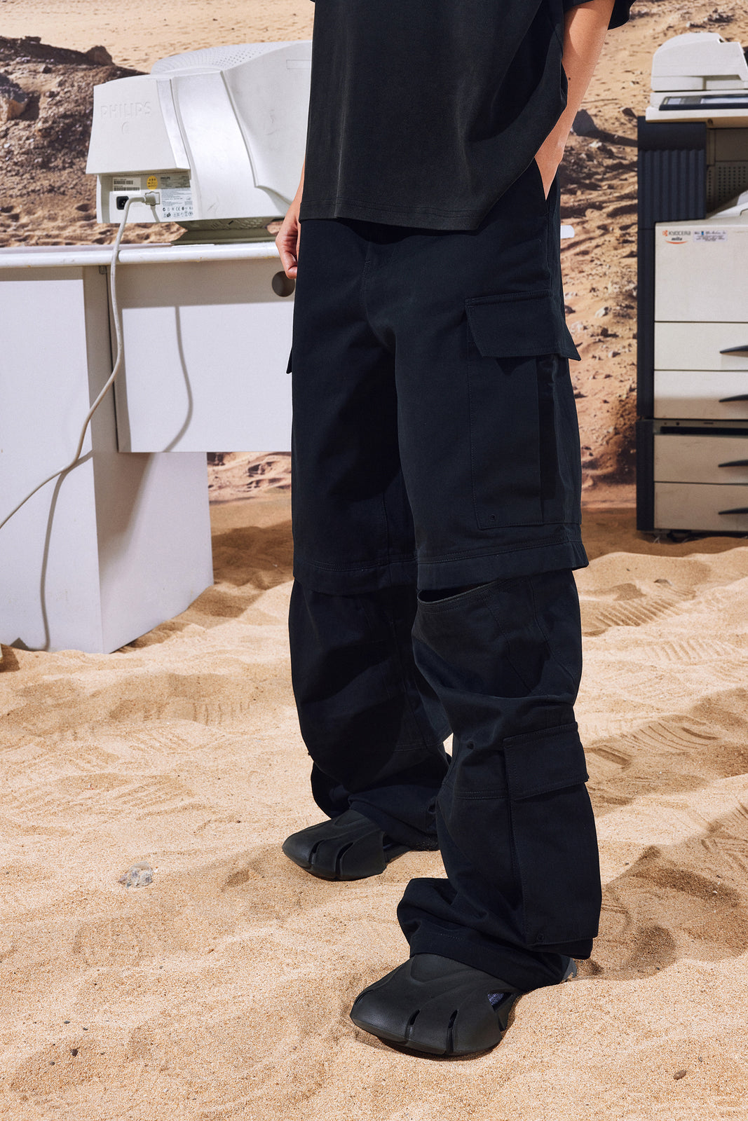 Detachable cargo pants