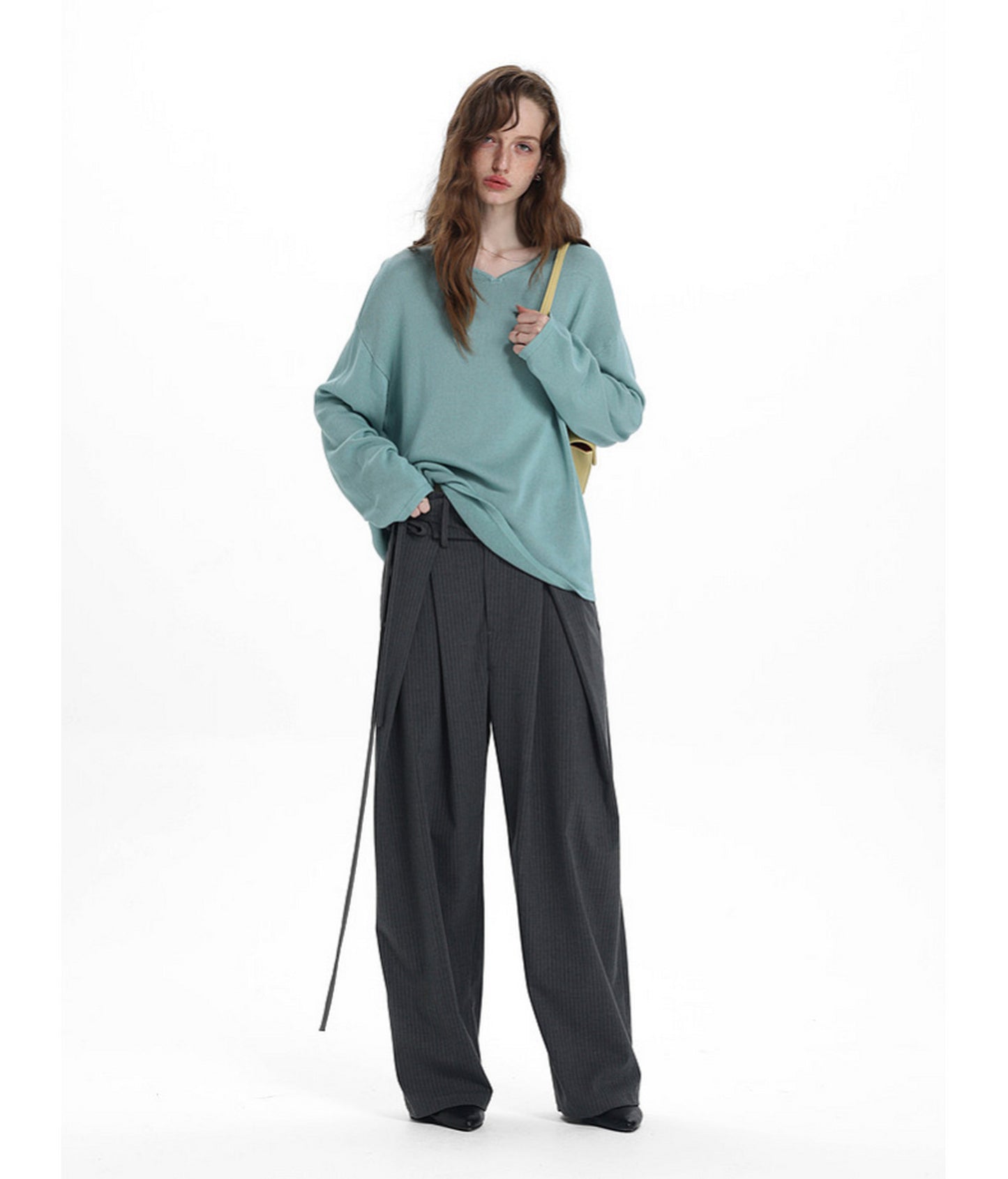 Small V-Neck Knit Shirt