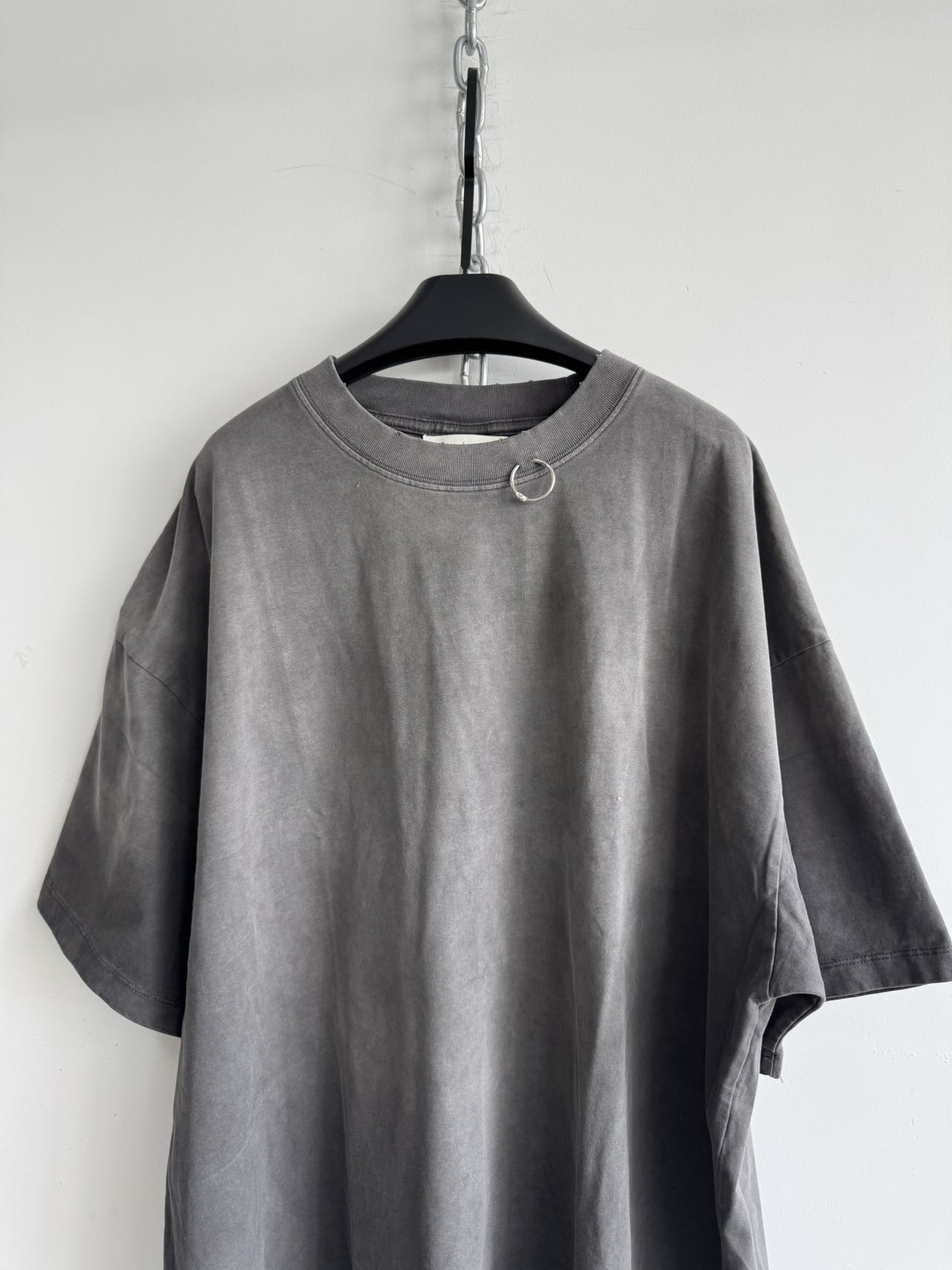 Unisex loose-fitting T-shirt