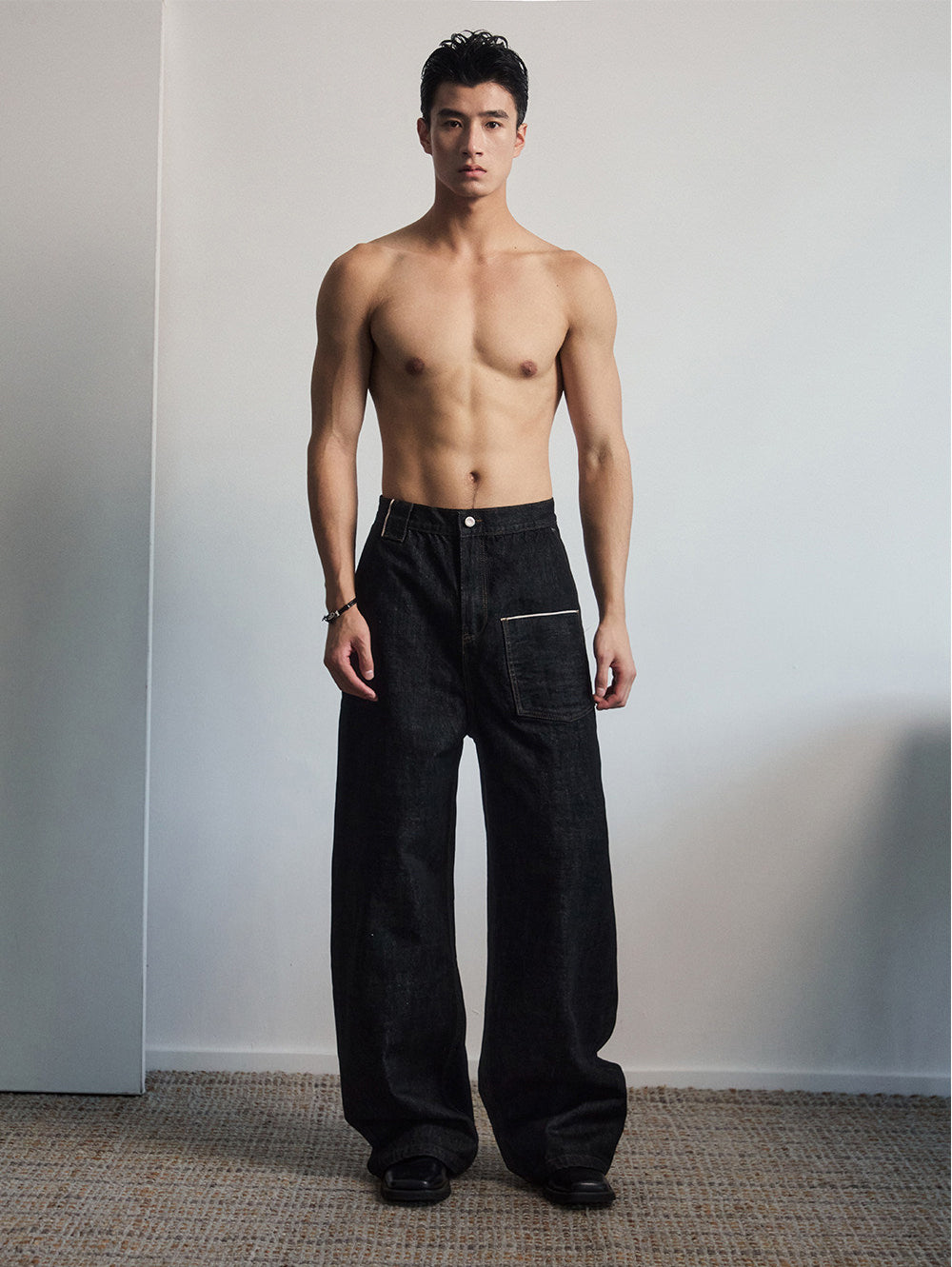 Single-Pocket Denim Pants