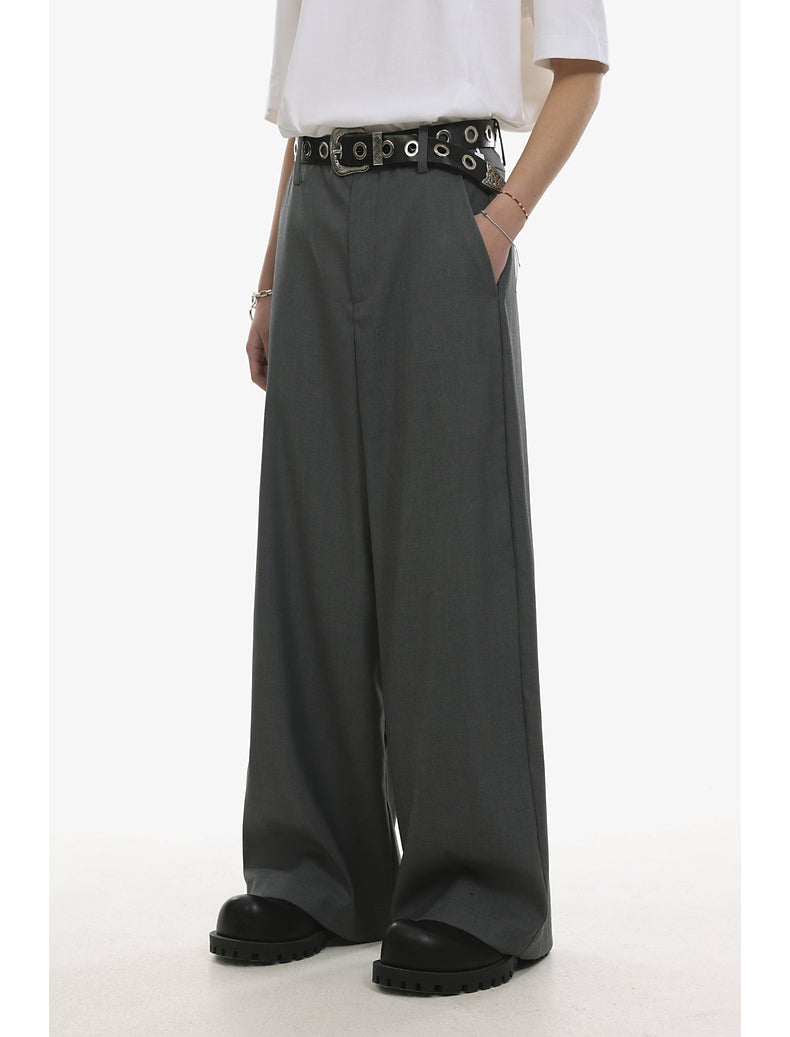 Low-end style silhouette drape pants