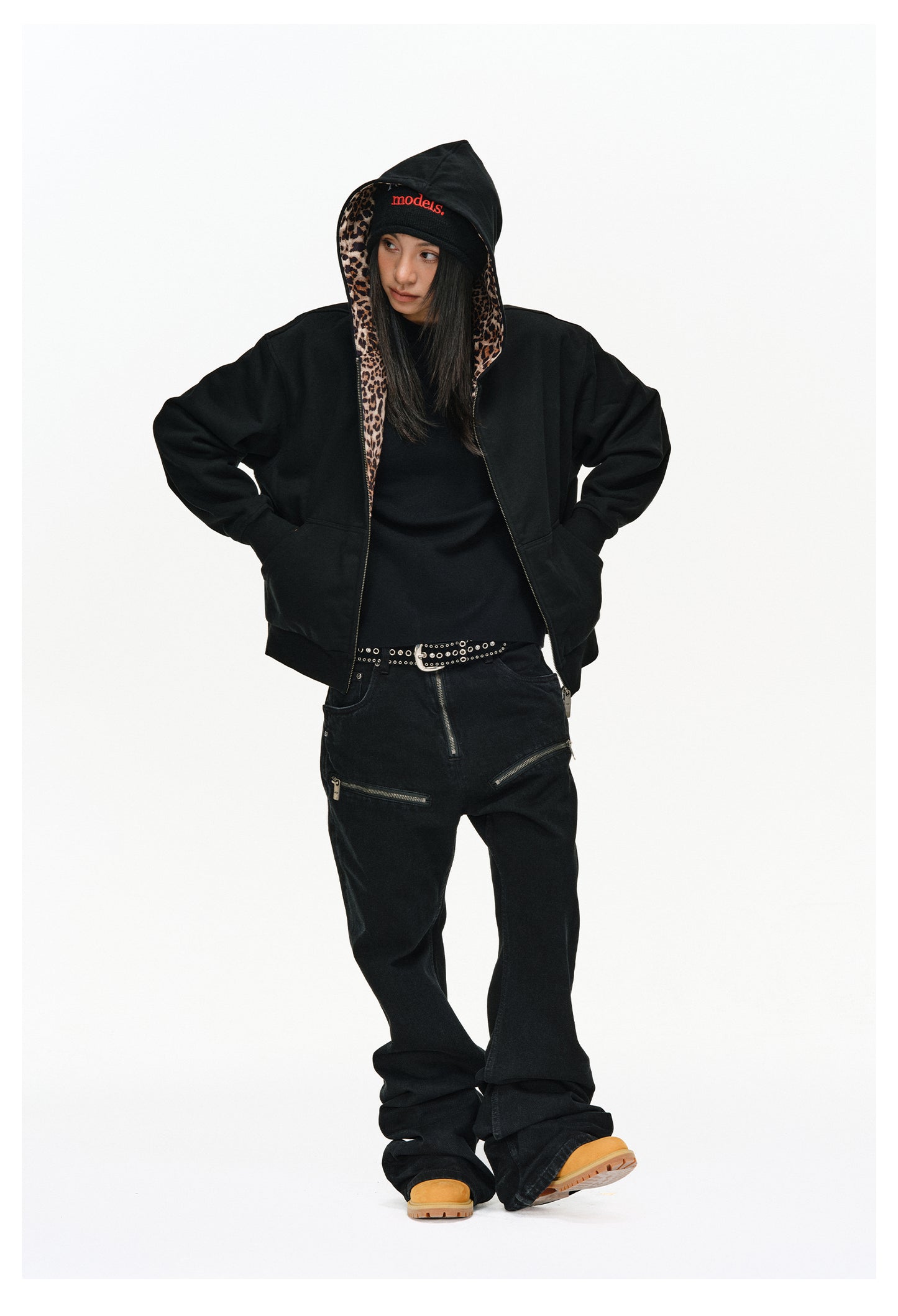 Sweatshirt with hood