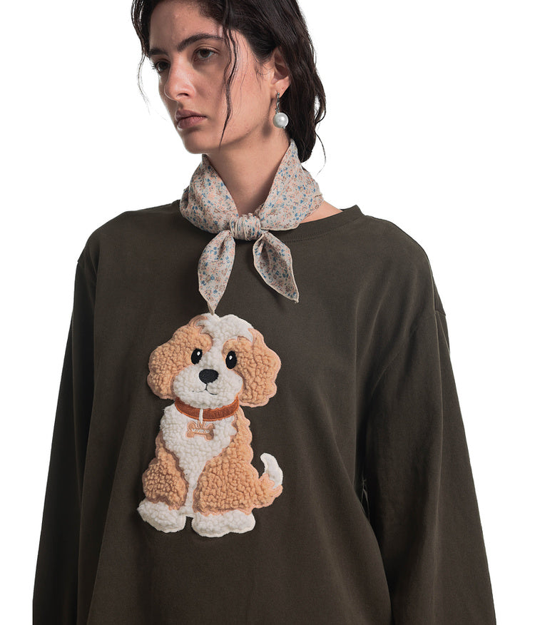 Appliqué embroidery T-shirt