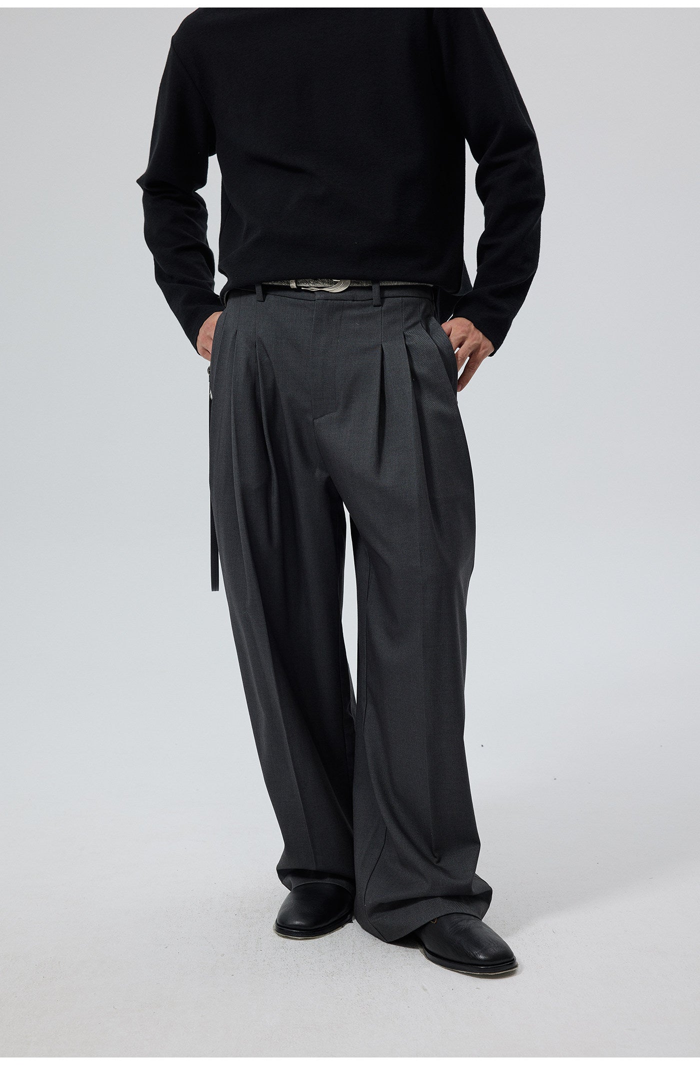 Wrinkle-Resistant Pleated Casual Pants