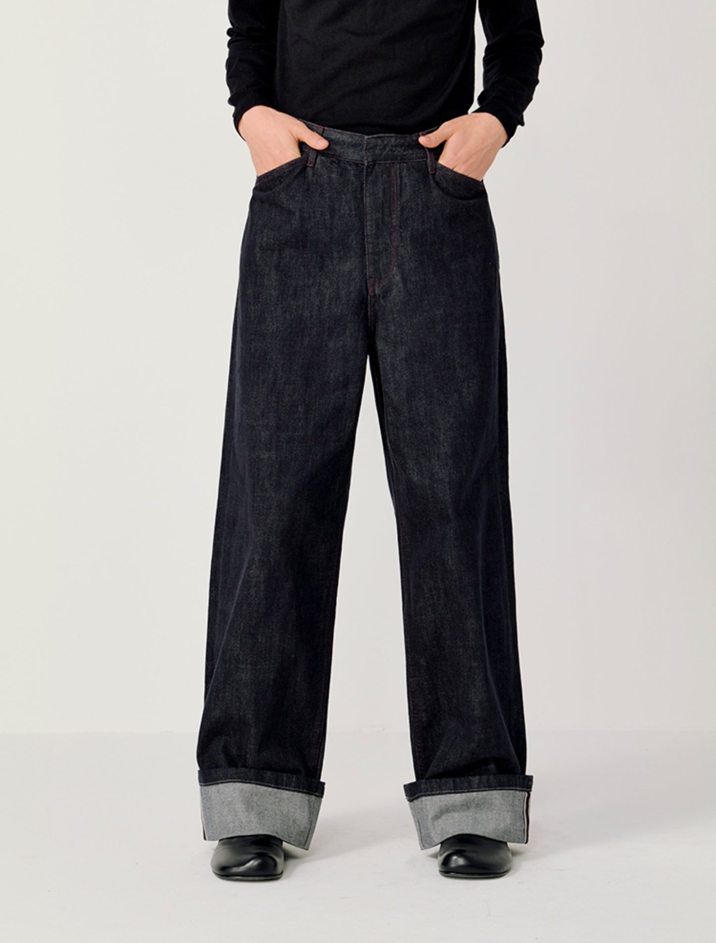 Straight Wide-Leg Jeans