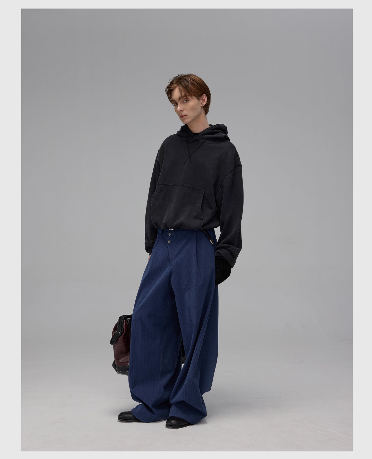 Short Loose Hooded Sweatshirt