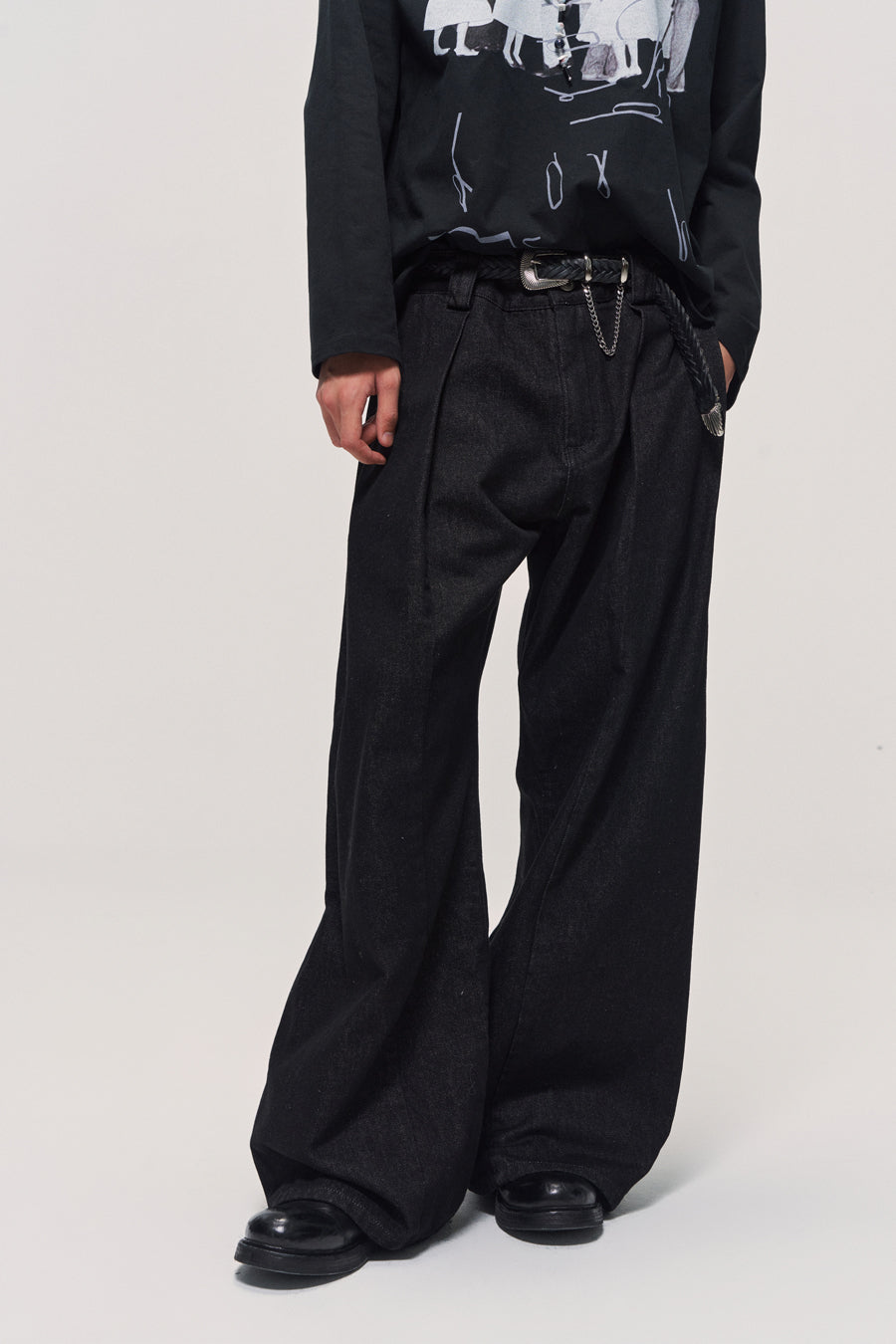 Vintage Double Pleated Jeans