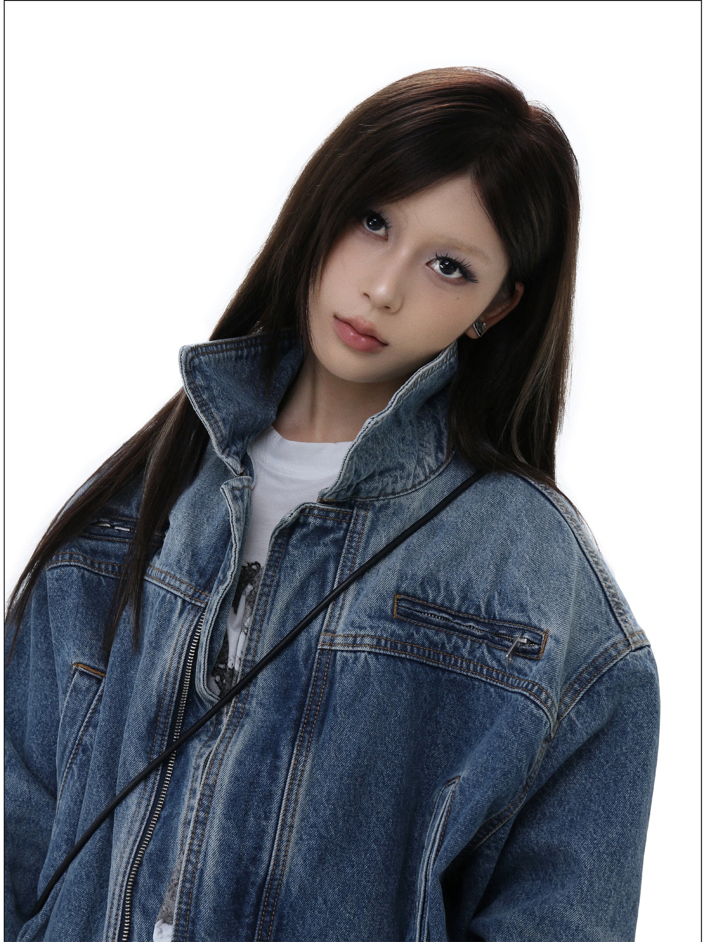Short-Length Wide-Fit Denim Jacket