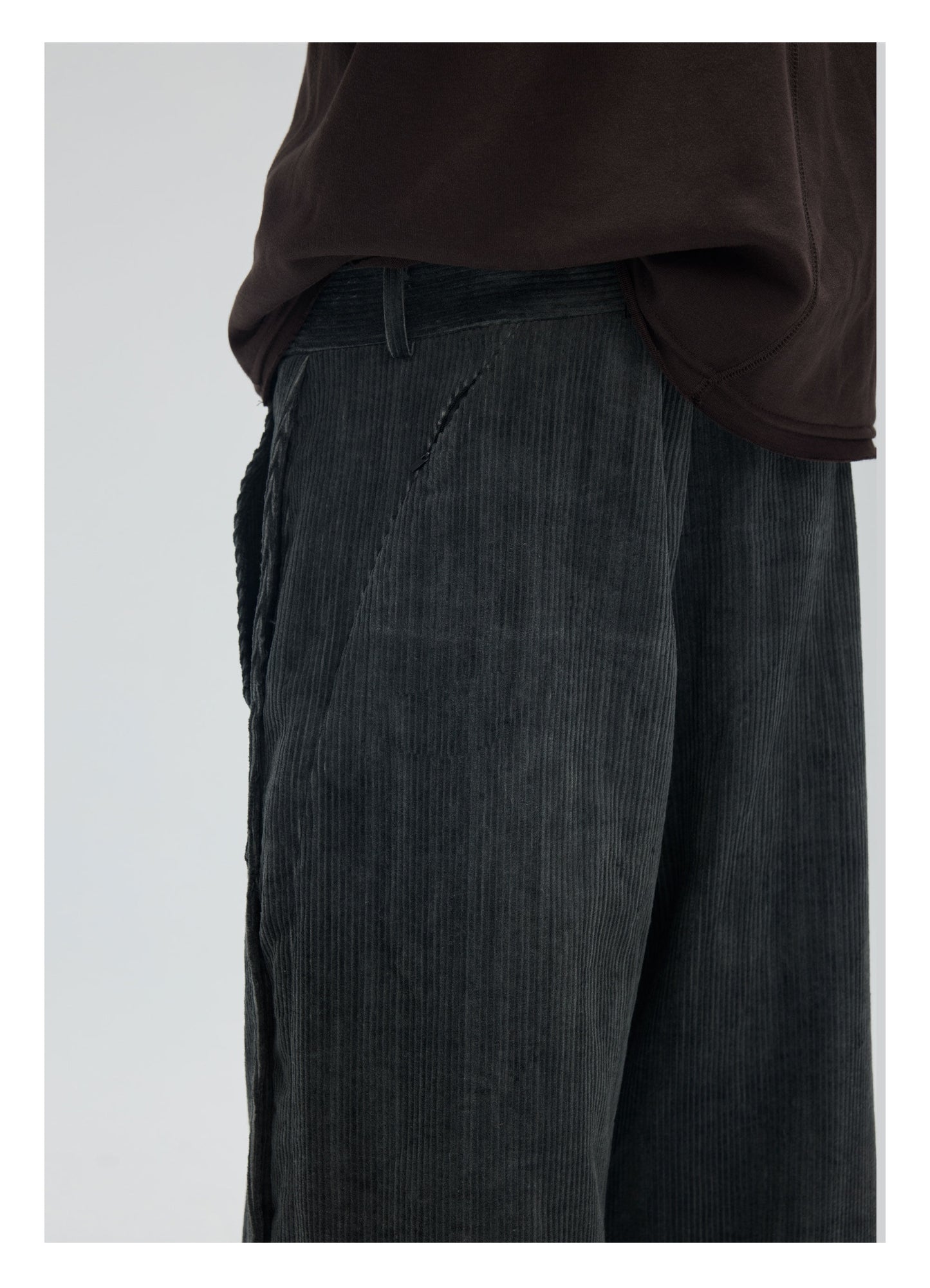 Loose-fit corduroy pants