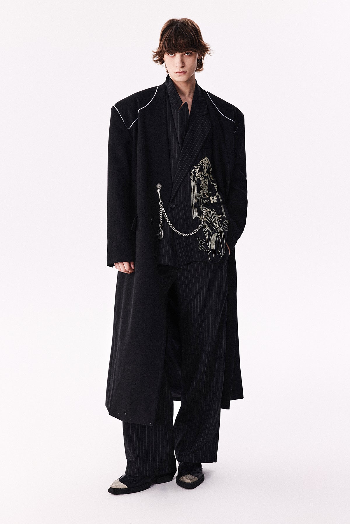 Shoulder pad long coat