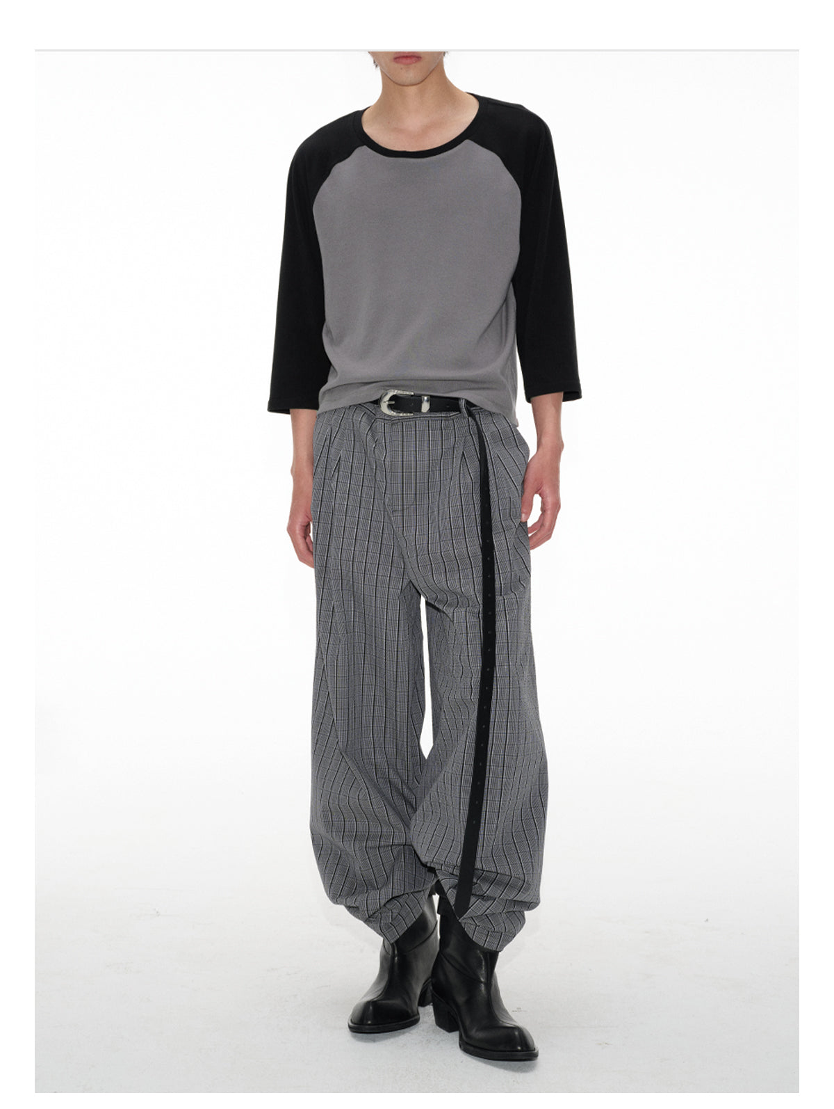 Contrast Color Raglan T-Shirt