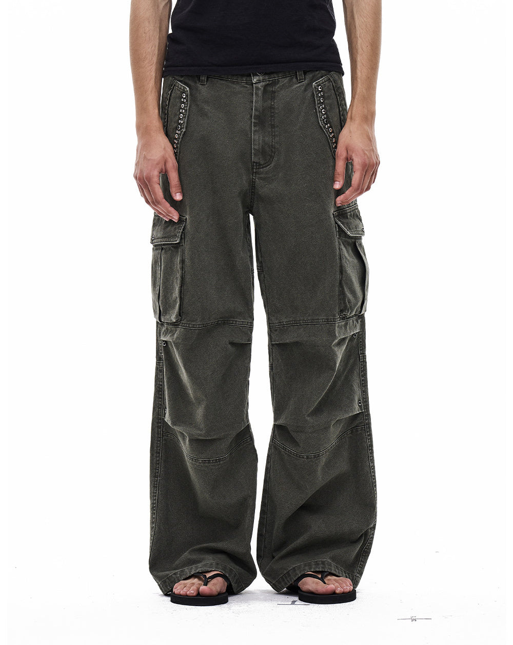 Distressed Multi-Pocket Cargo Pants