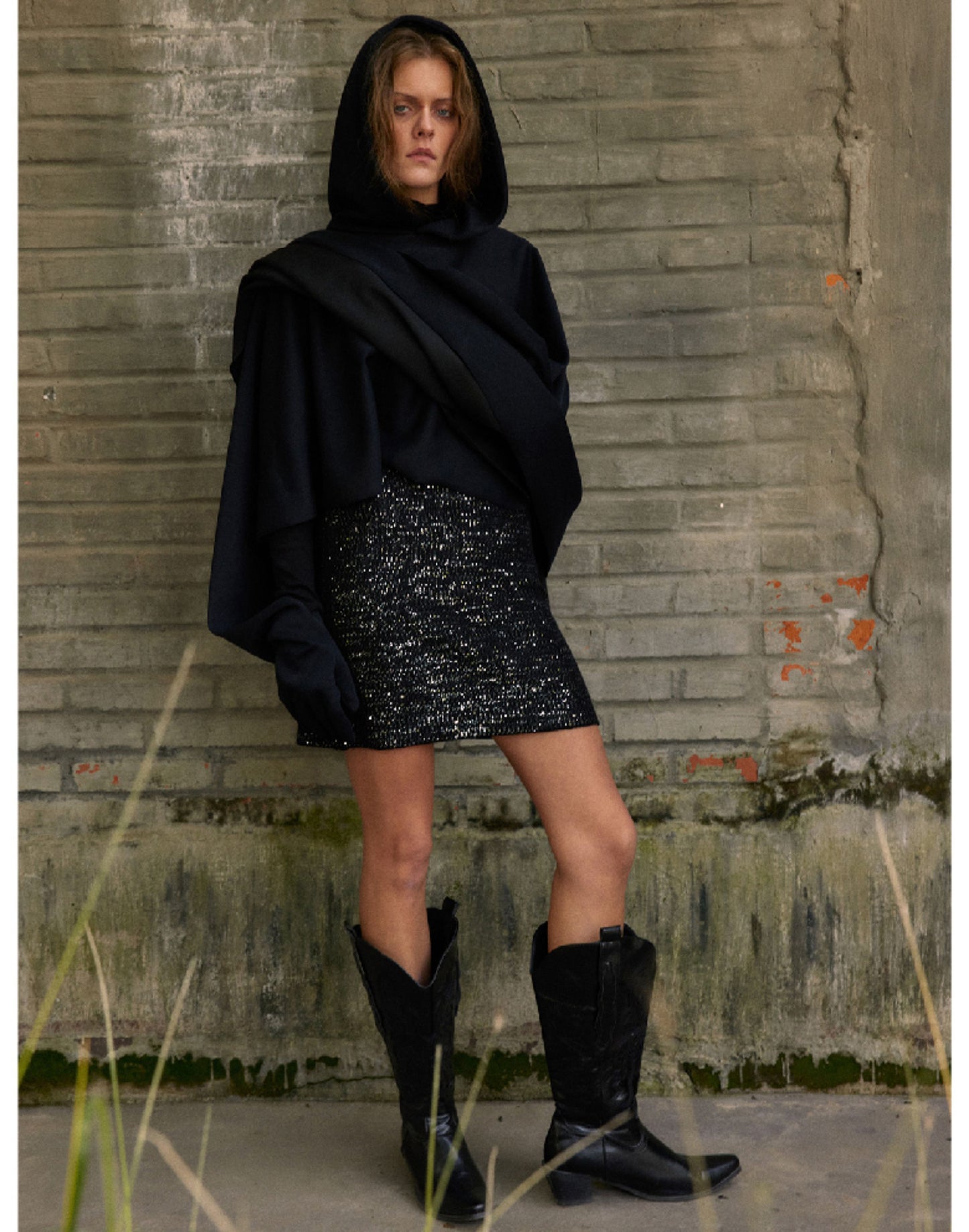 Original Globe Hooded Scarf