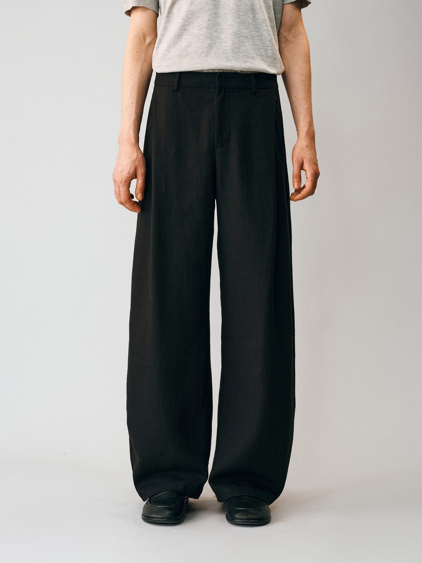 Simitara Side-Pleated Casual Pants