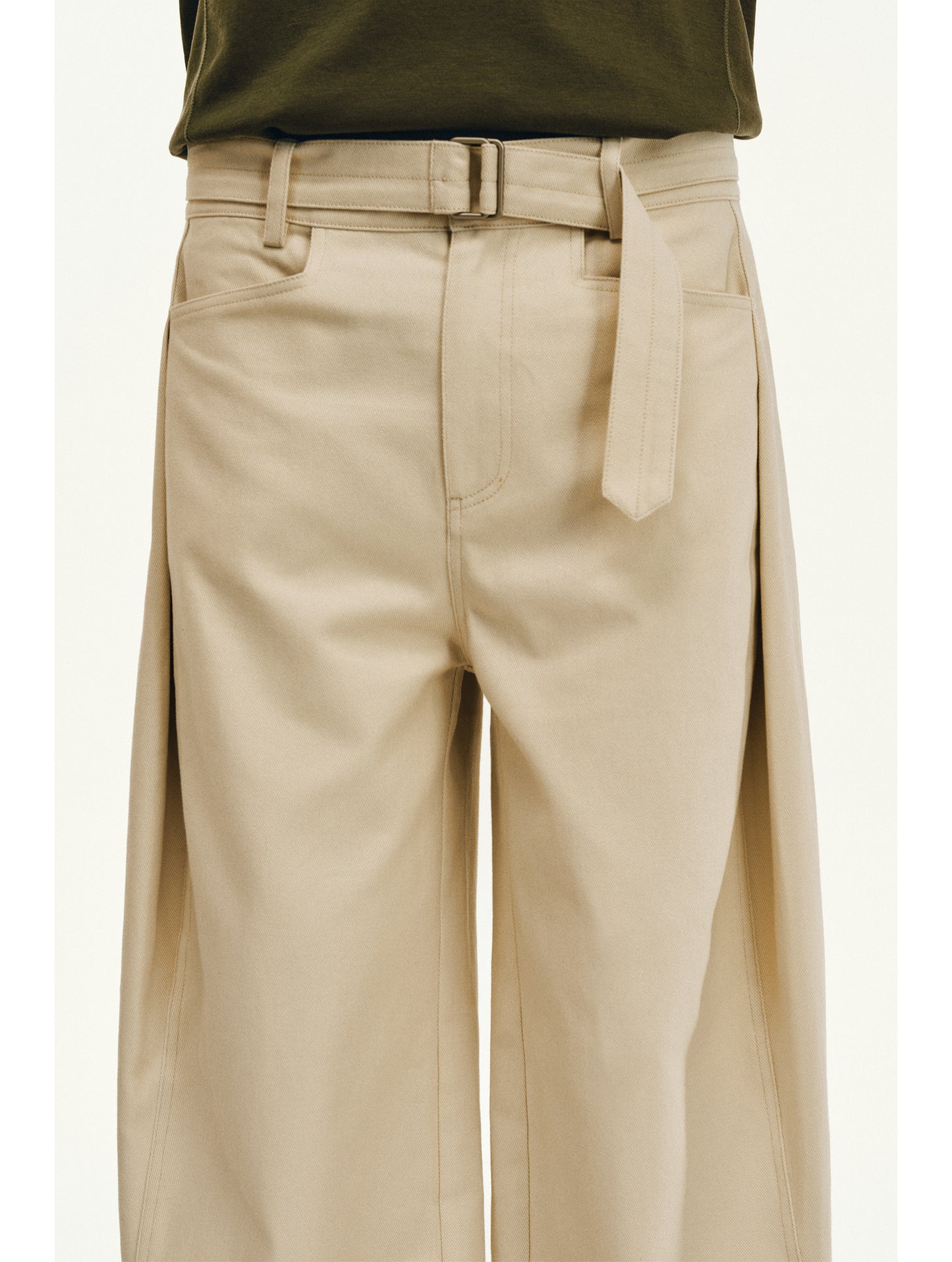 Pleated Casual Pants with Belt