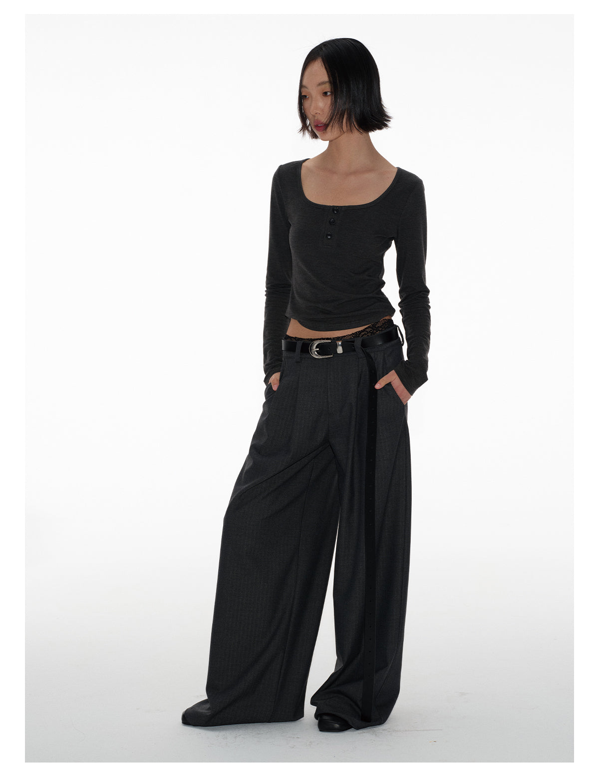Double-pleated wide-leg pants