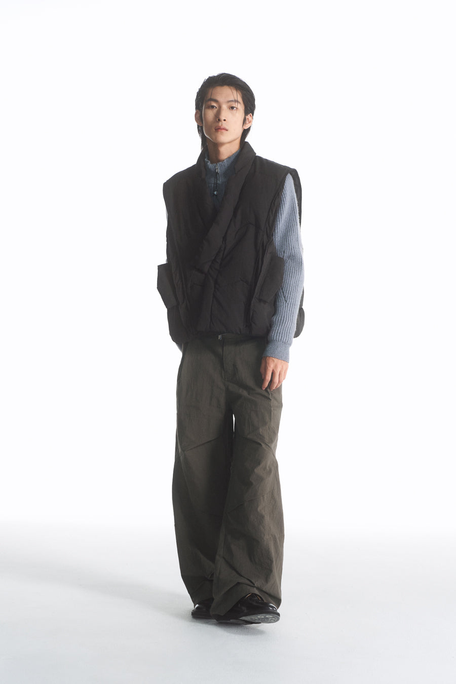 Diagonal Collar Cotton Vest