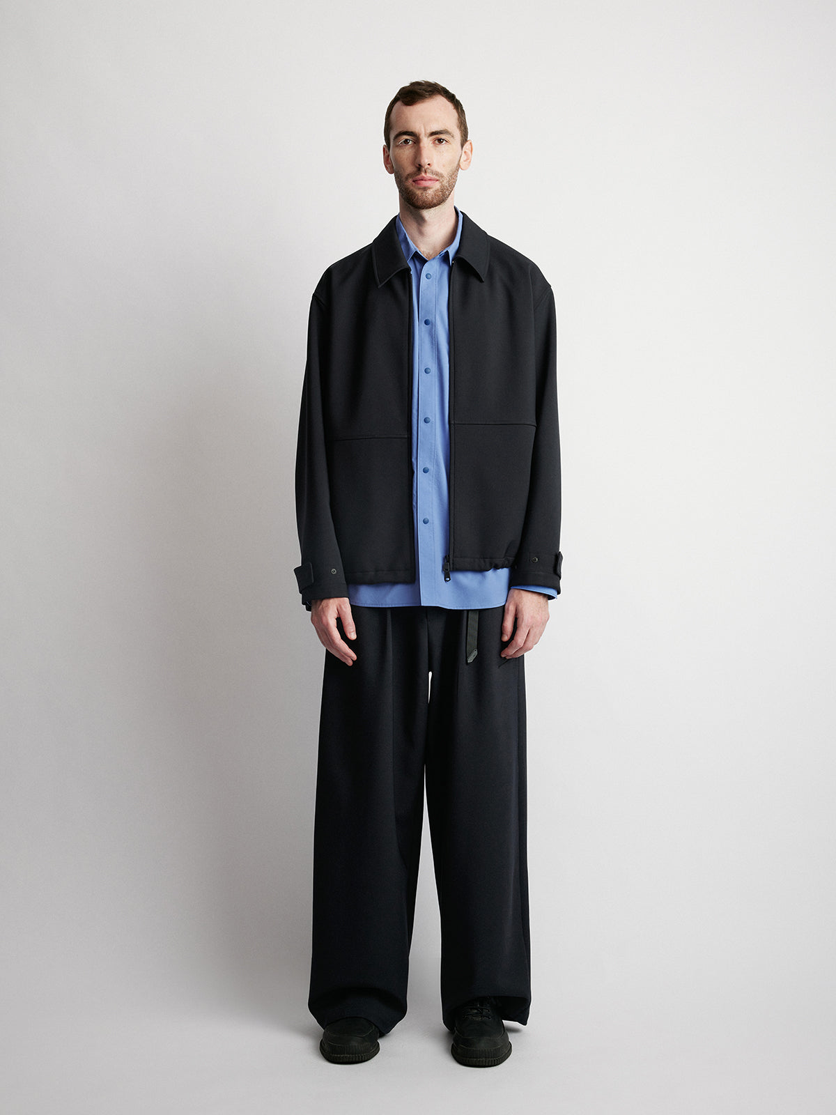 Short Wide Zipper Jacket