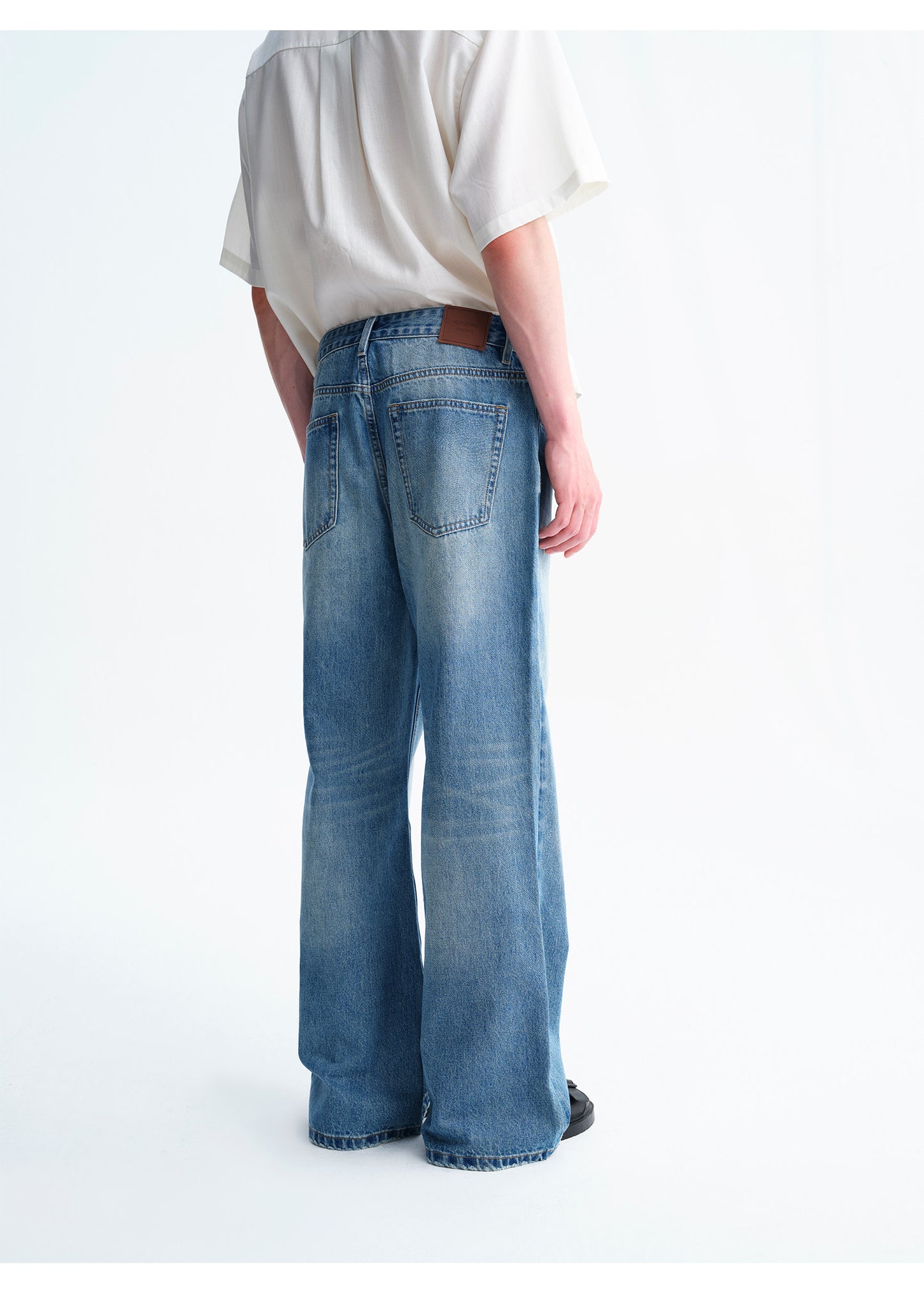 Slim-Fit Casual Denim Pants with Faded Details