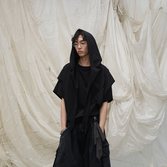 Detachable T-shirt with hood