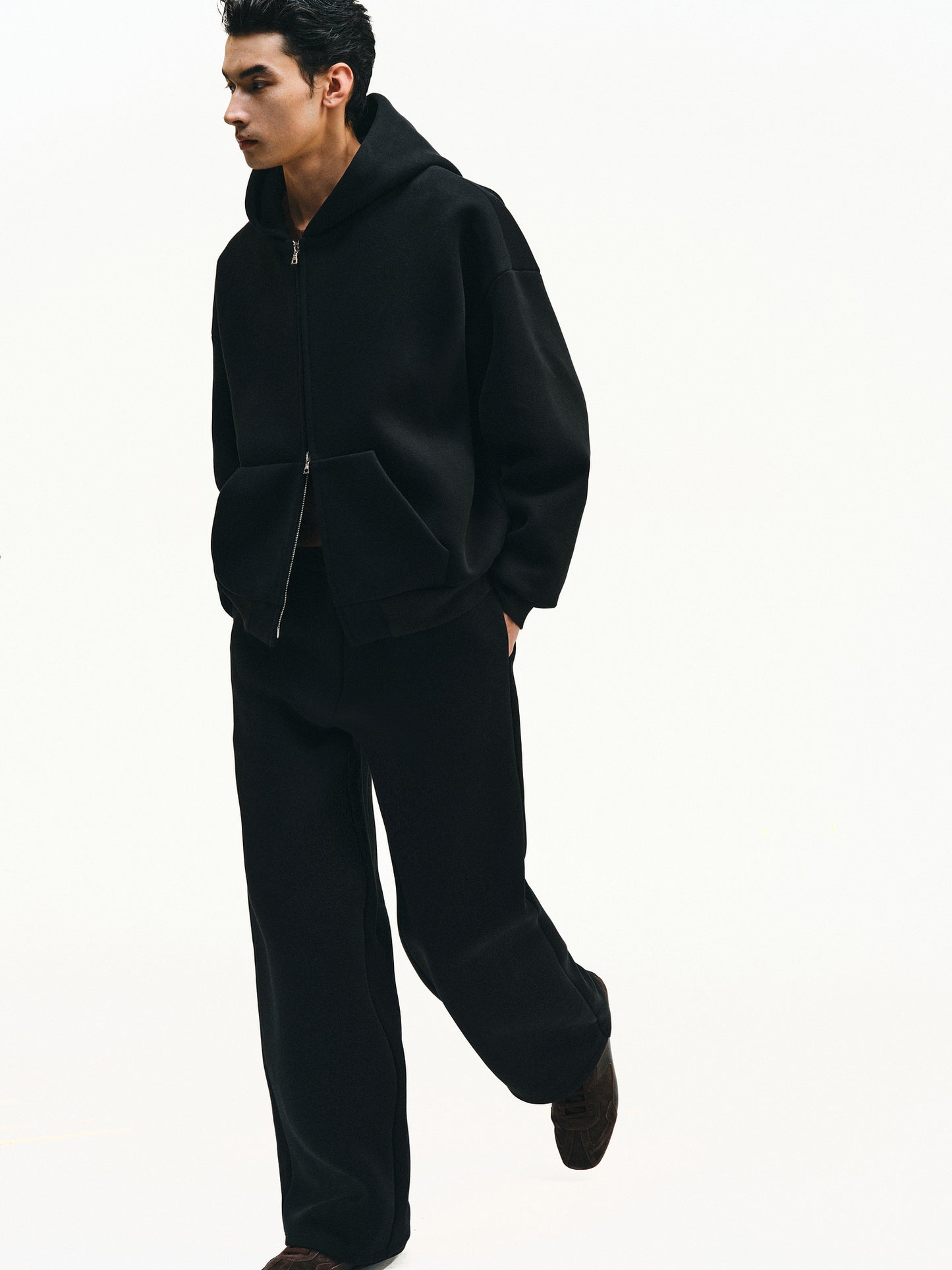 Heavy-textured sweatpants