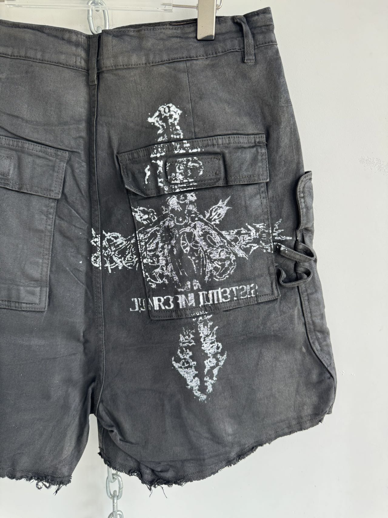 Damaged and waxed shorts