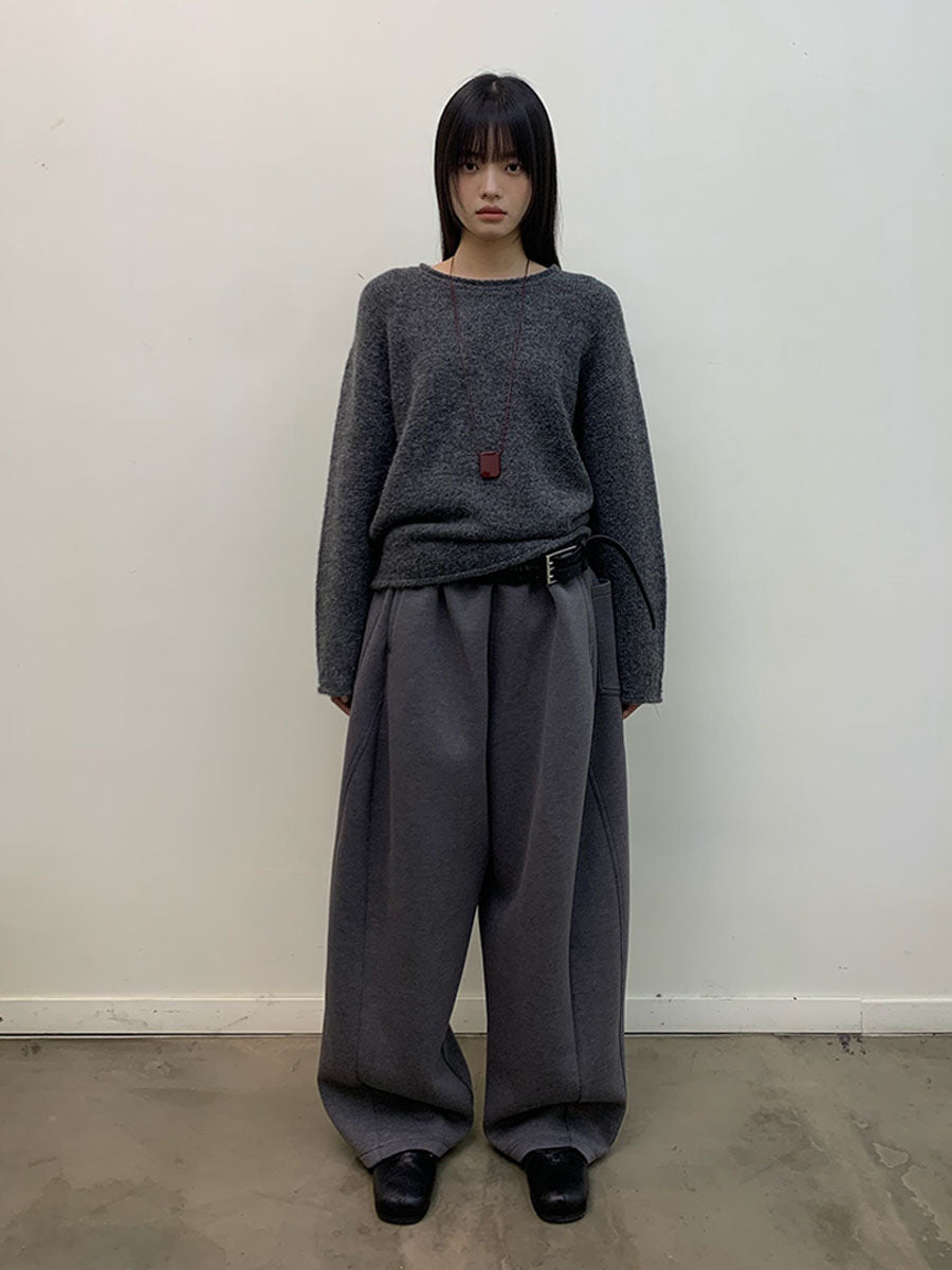 Scimitar cut knit casual pants