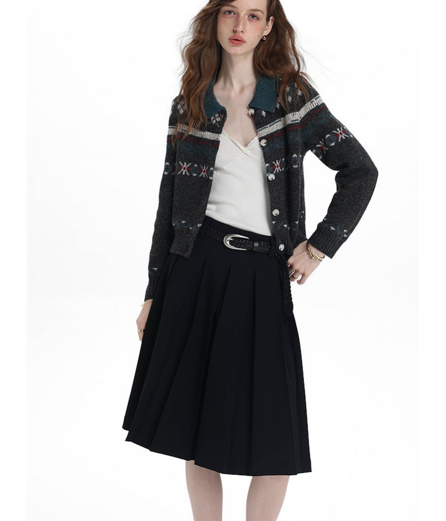 Diamond-Cutout Collar Cardigan
