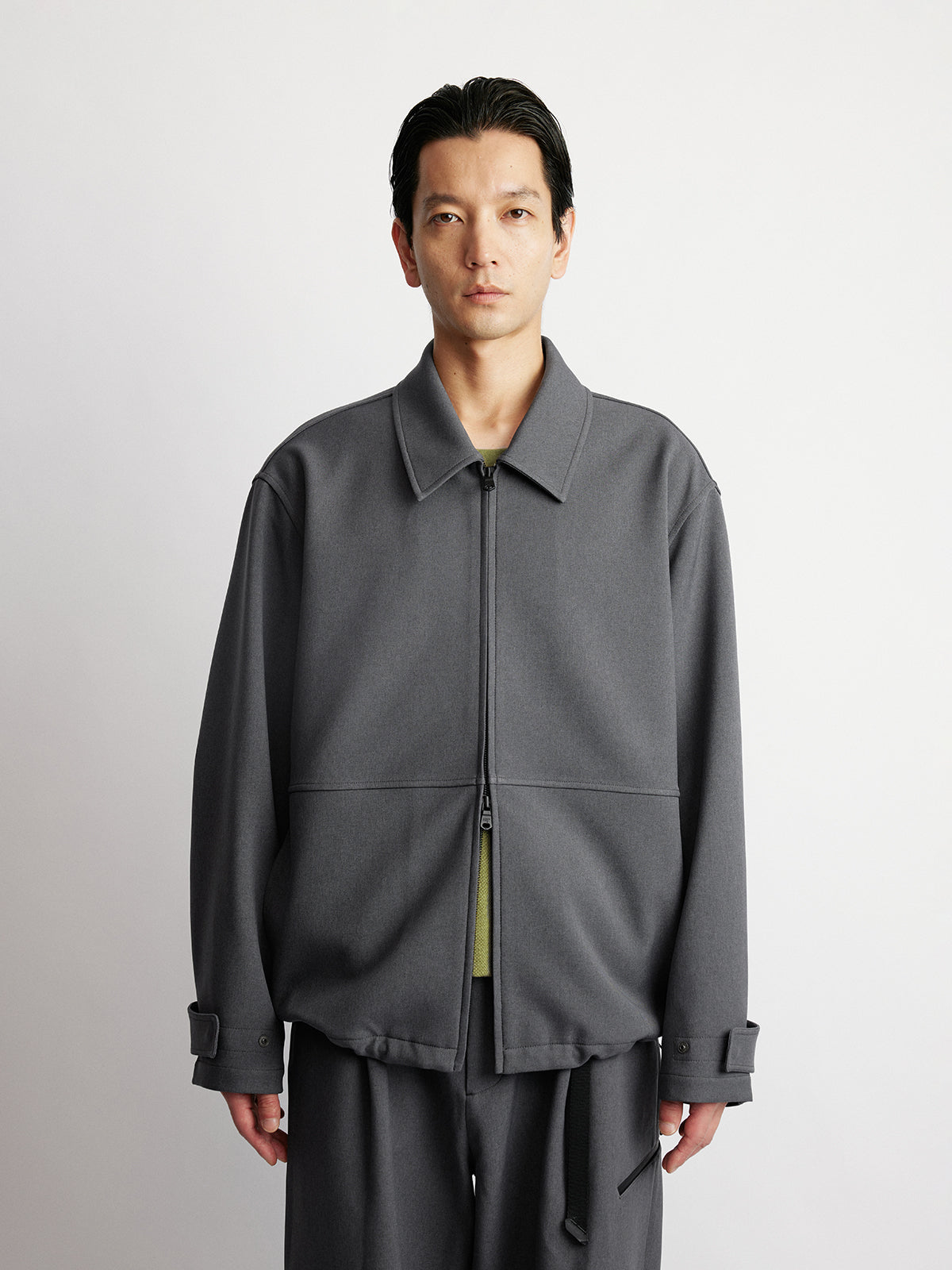 Short Wide Zipper Jacket