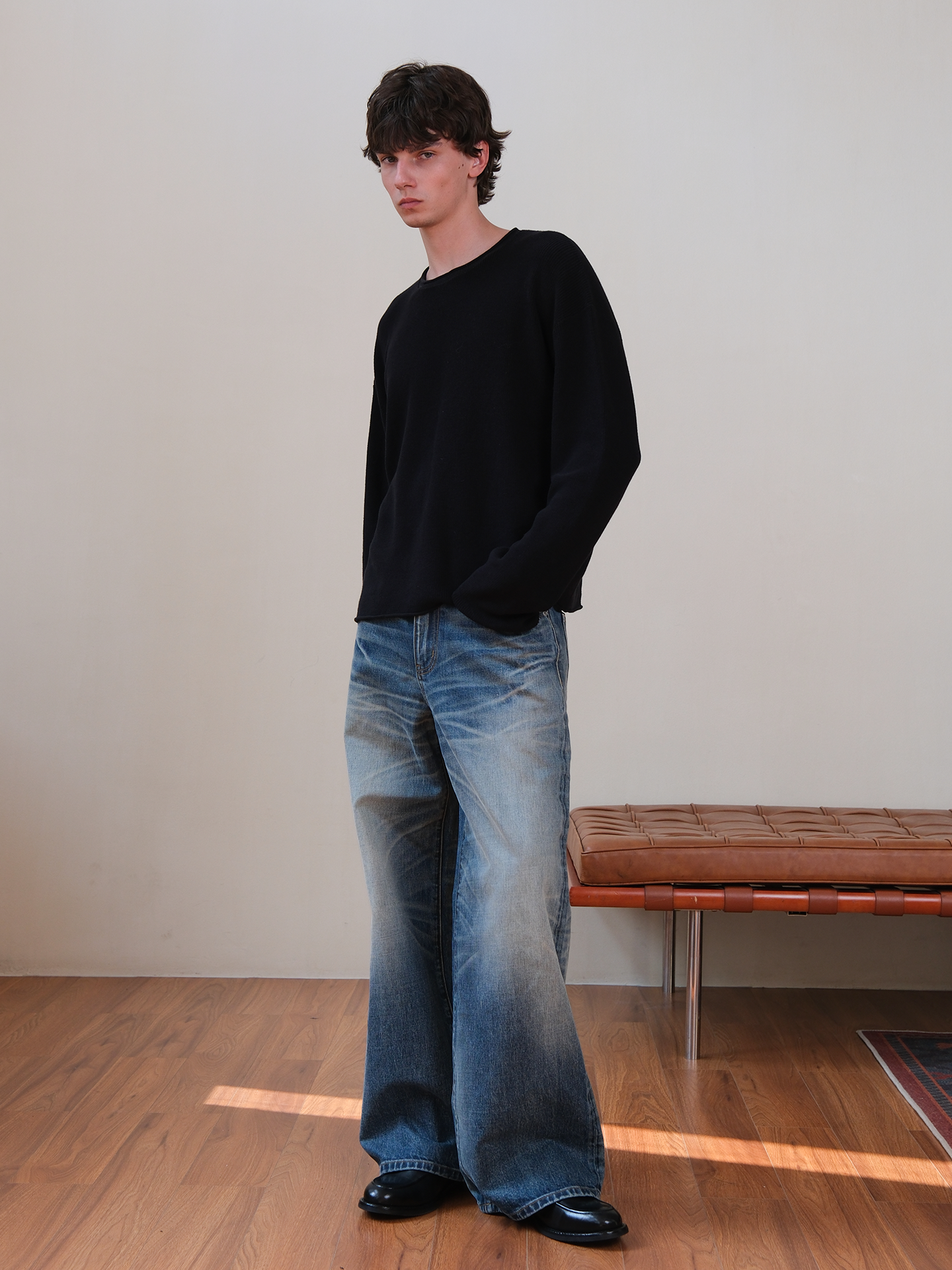 Straight Leg Washed Jeans