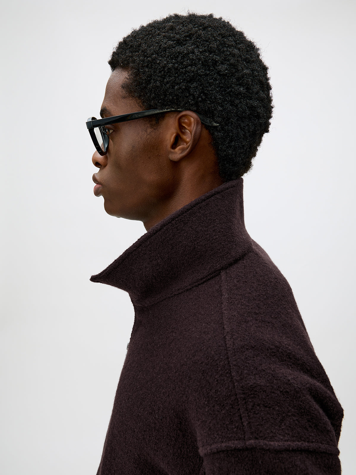 Half-Open Sweatshirt