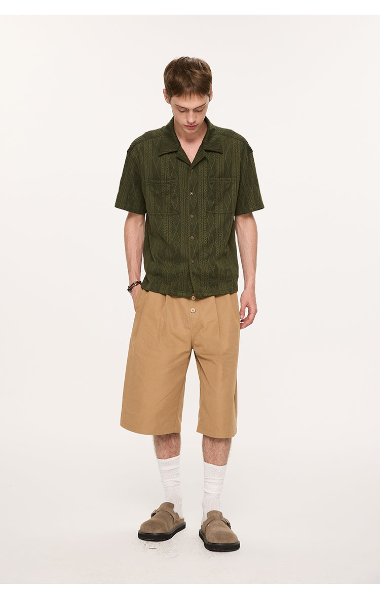 Wooden button lapel shirt