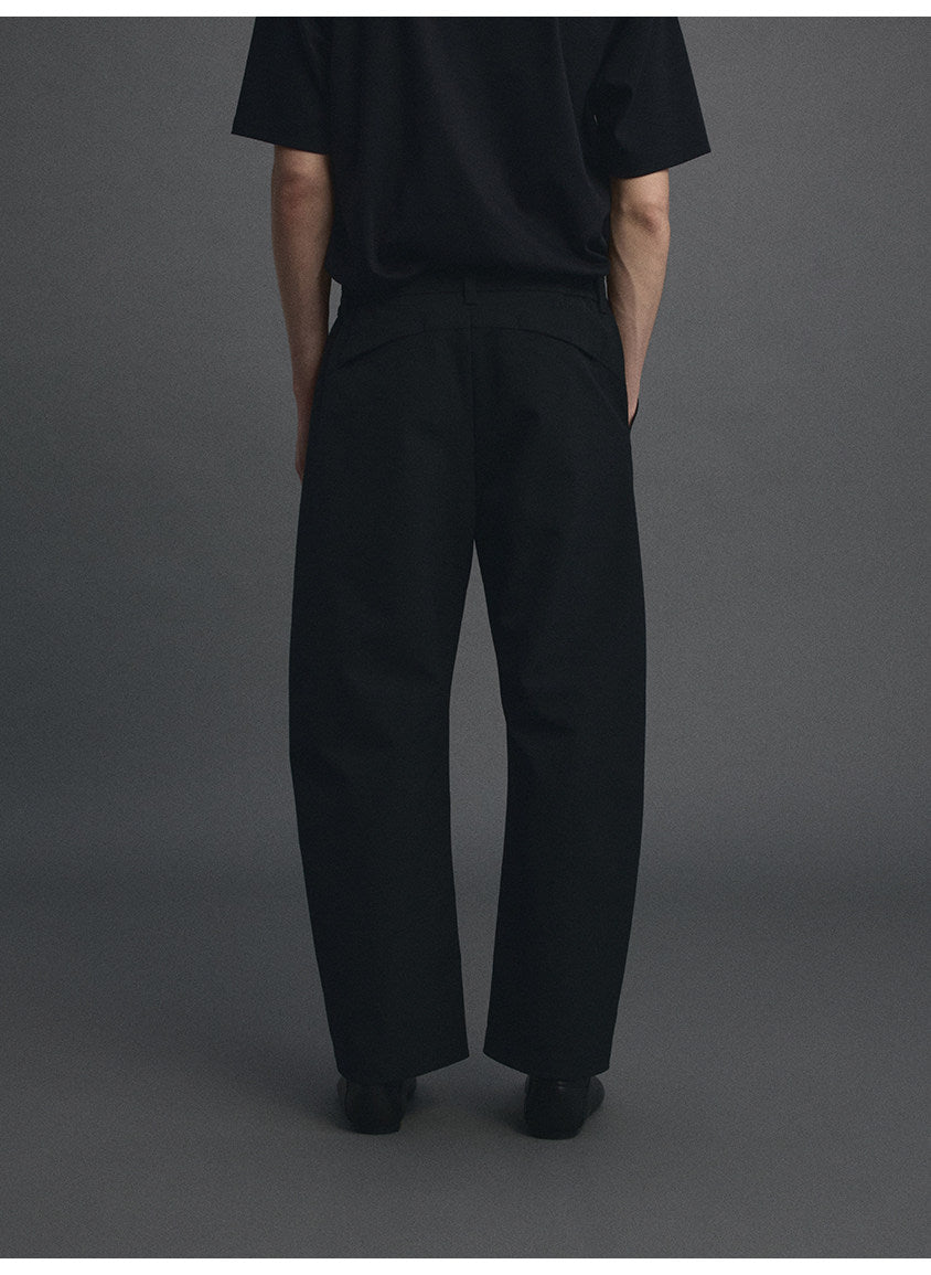 Curved-Cut Casual Pants